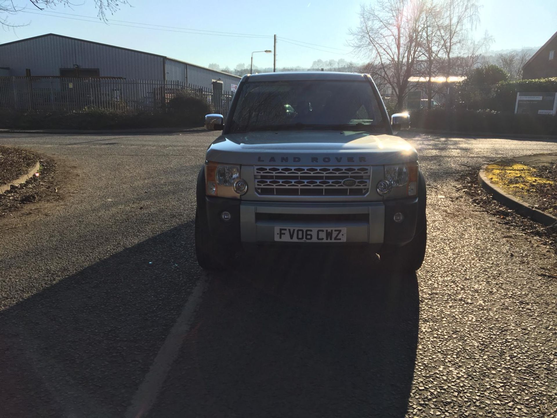 2006/06 REG LAND ROVER DISCOVERY 3 TDV6 S AUTOMATIC SILVER DIESEL 4X4 *PLUS VAT* - Image 3 of 15