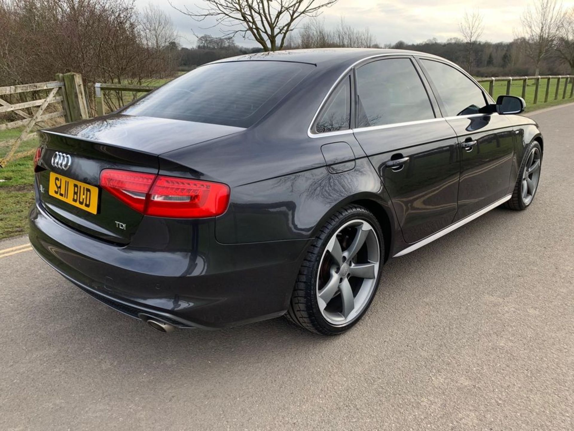 2012/12 REG AUDI A4 S LINE TDI CVT 3.0 DIESEL GREY 4 DOOR SALOON, SHOWING 2 FORMER KEEPERS *NO VAT* - Image 7 of 13