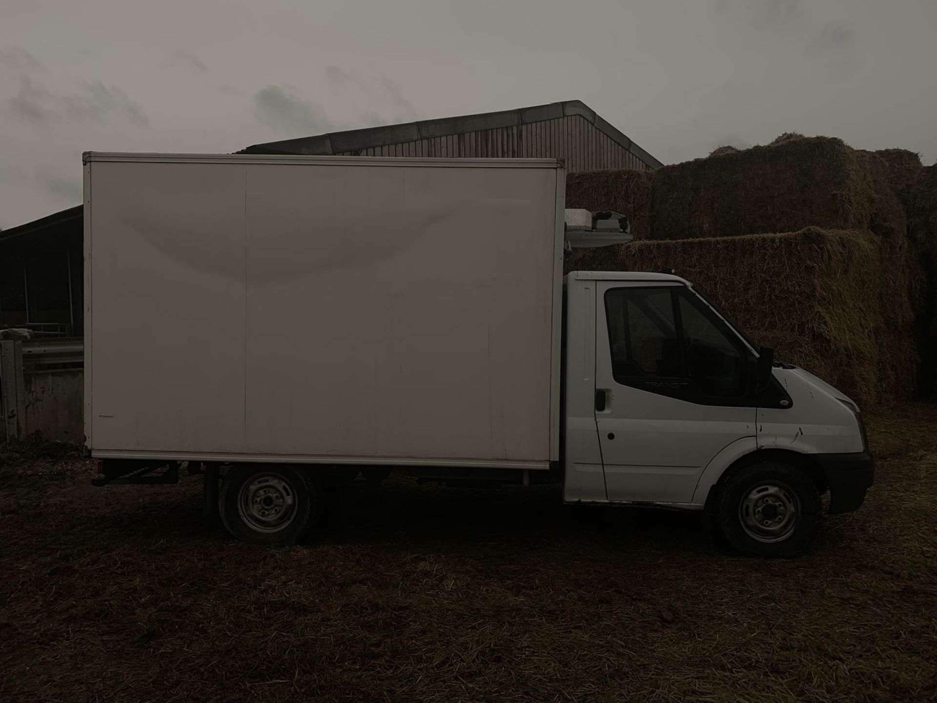 2012/61 REG FORD TRANSIT 125 T350 FWD WHITE DIESEL BOX VAN, SHOWING 0 FORMER KEEPERS *PLUS VAT*