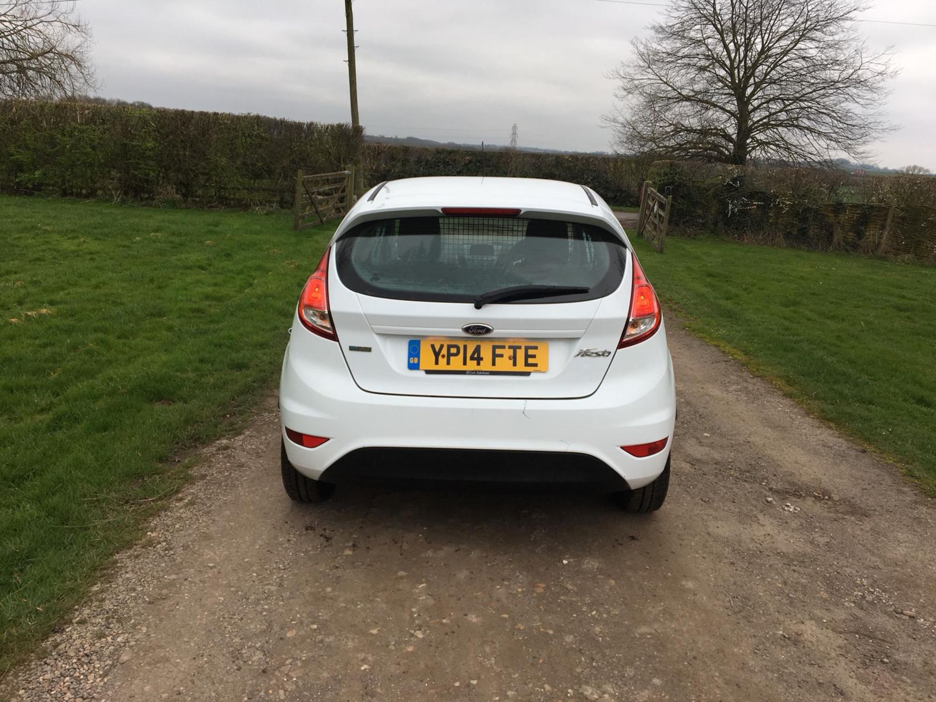 2014/14 REG FORD FIESTA ECONETIC TECH TDCI 1.6 DIESEL, SHOWING 0 FORMER KEEPERS *NO VAT* - Image 5 of 10