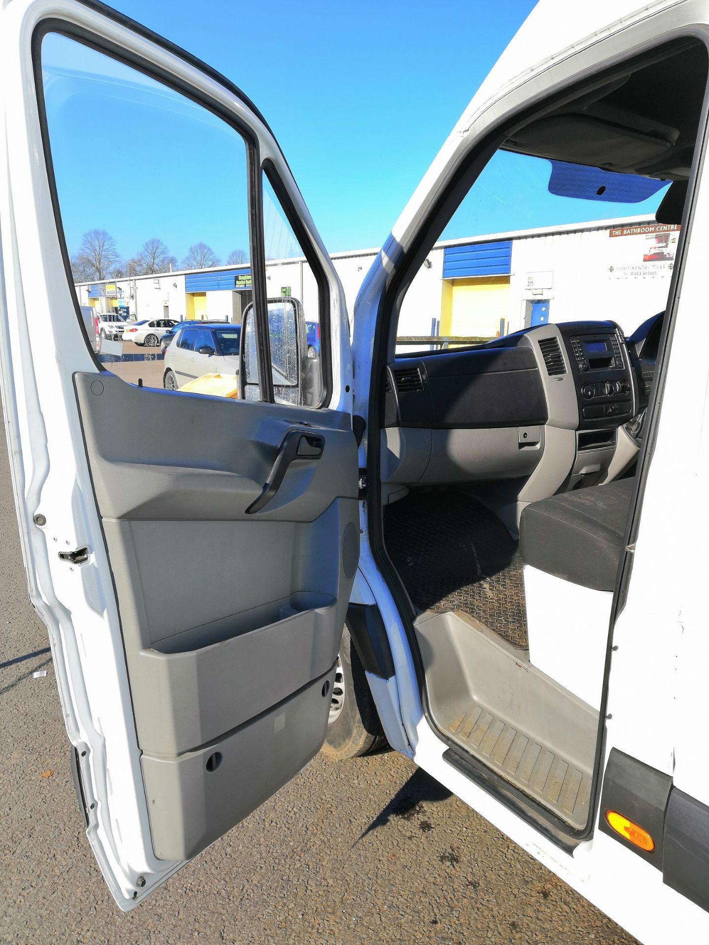 2015/65 REG MERCEDES-BENZ SPRINTER 313 CDI 2.2 DIESEL PANEL VAN, SHOWING 1 FORMER KEEPER *NO VAT* - Image 9 of 16