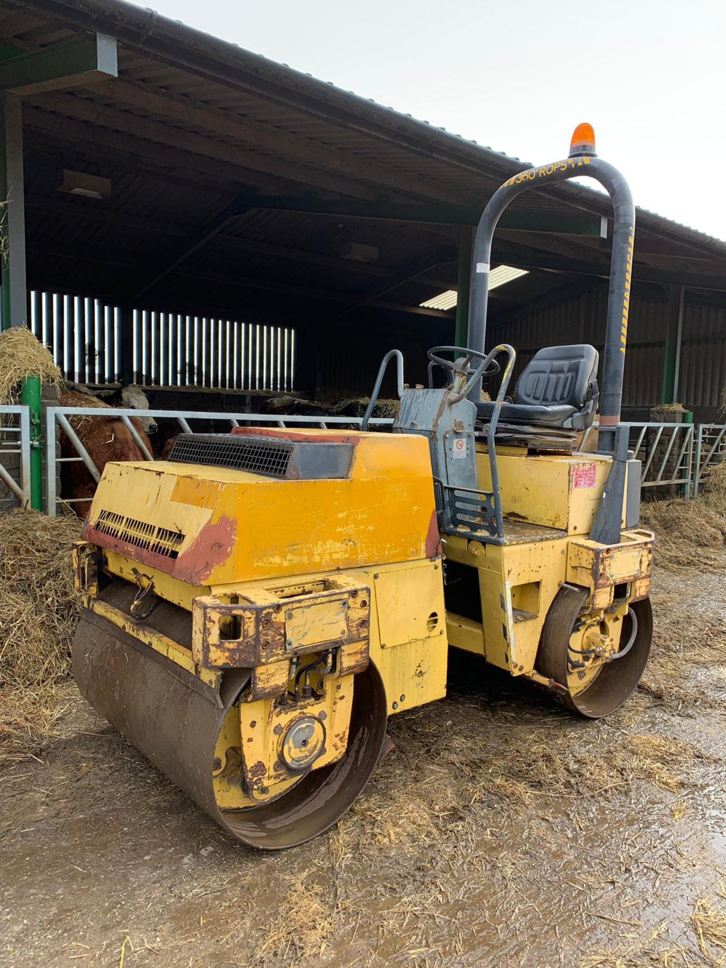 BOMAG BW 120 AD-2 TWIN DRUM VIBRATING ROLLER *PLUS VAT* - Image 3 of 9