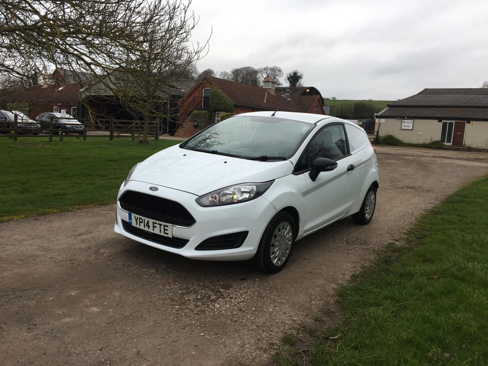 2014/14 REG FORD FIESTA ECONETIC TECH TDCI 1.6 DIESEL, SHOWING 0 FORMER KEEPERS *NO VAT* - Image 3 of 10