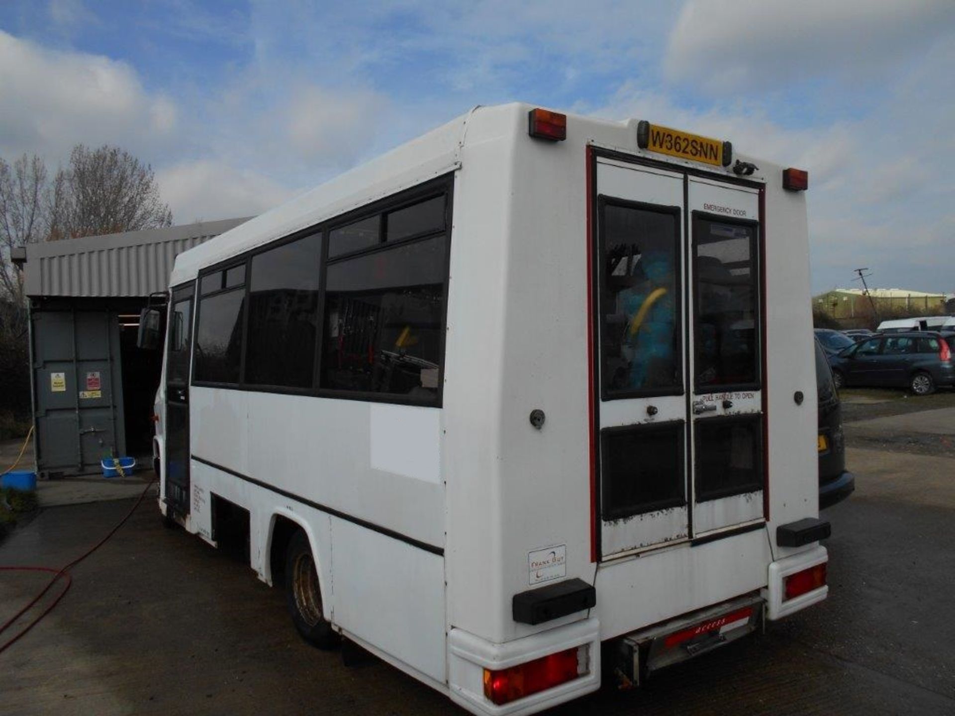 2000/W REG MERCEDES VARIO 614 WHITE DIESEL MINIBUS AUTO BOX, FULL SERVICE HISTORY *PLUS VAT* - Image 4 of 6