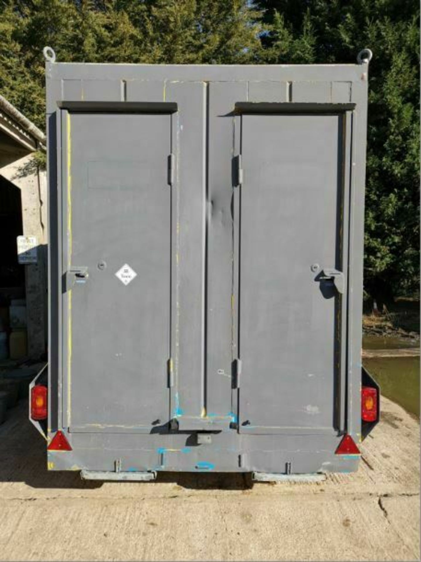 SECURI-CABIN HEAVY DUTY MESS HUT C/W KITCHEN, TOILET, MESS ROOM *PLUS VAT* - Image 12 of 12