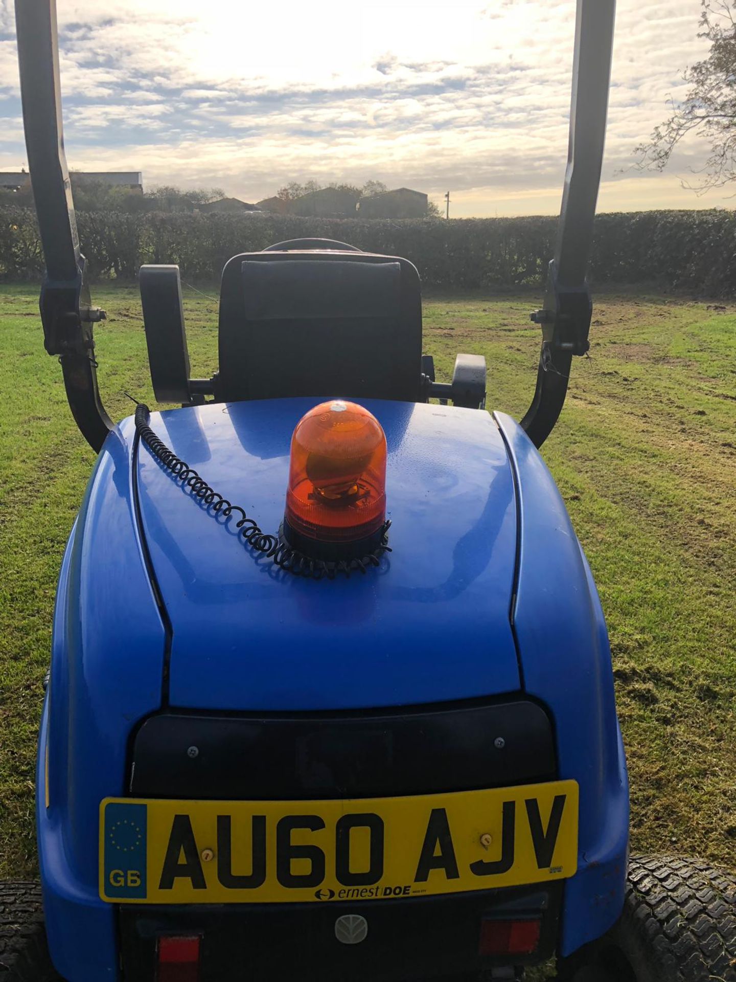 2010/60 REG NEW HOLLAND MC35 4WD RIDE ON LAWN MOWER LOW HOURS *PLUS VAT* - Image 9 of 21