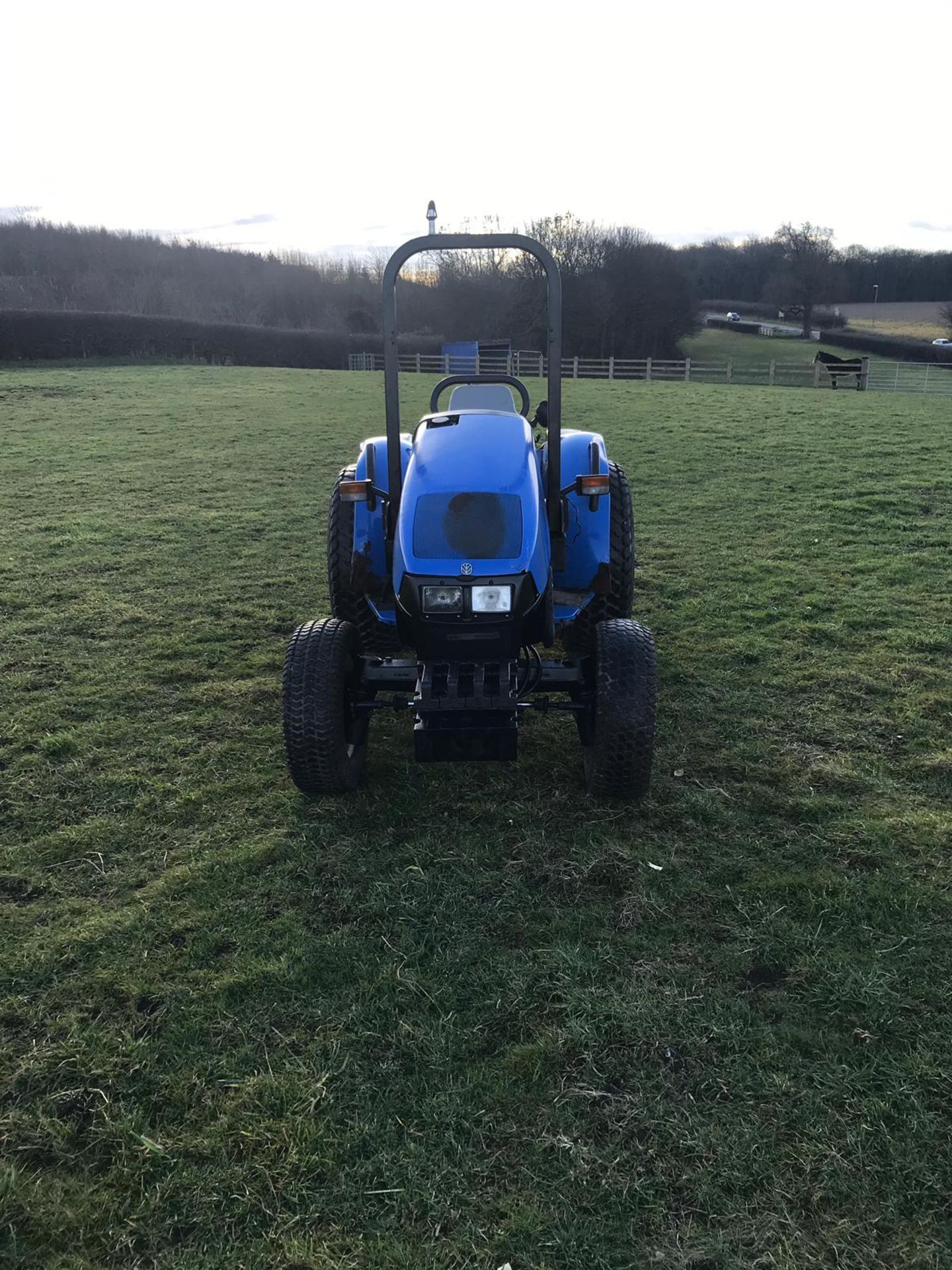 2002 NEW HOLLAND TCE 50 TRACTOR TYPE HGMN/AA *PLUS VAT* - Image 2 of 9