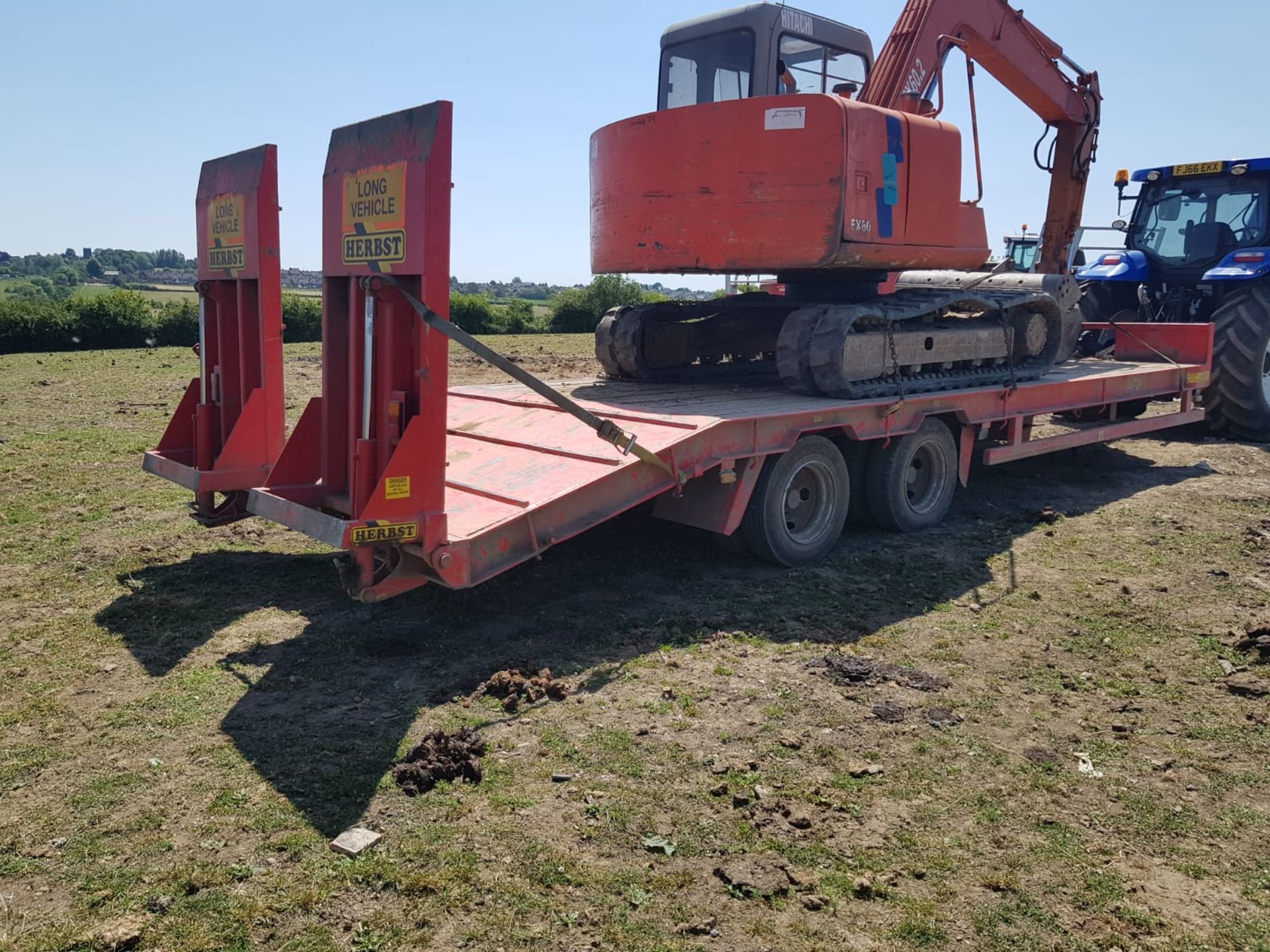 2017 HERBST LOW LOADER TWIN AXLE TRAILER - 19 TONNE *PLUS VAT* - Image 2 of 9