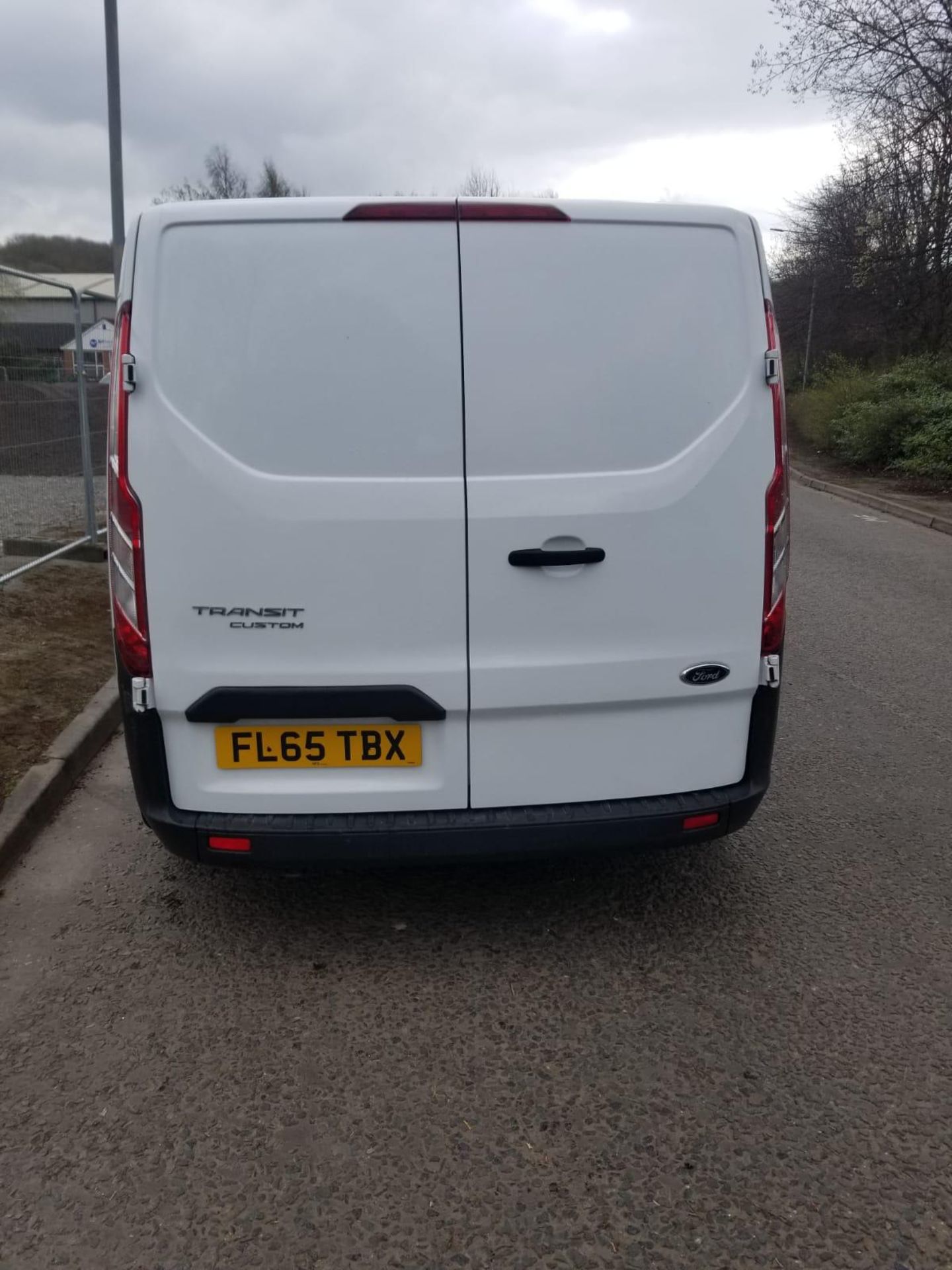 2015/65 REG FORD TRANSIT CUSTOM 290 ECO-TECH DIESEL PANEL VAN, SHOWING 0 FORMER KEEPERS *NO VAT* - Image 4 of 9