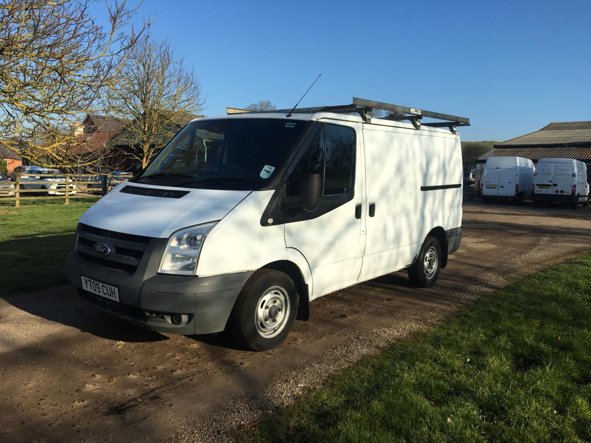 2009/09 REG FORD TRANSIT 85 T280S FWD WHITE DIESEL PANEL VAN, SHOWING 1 FORMER KEEPER *NO VAT* - Image 3 of 13