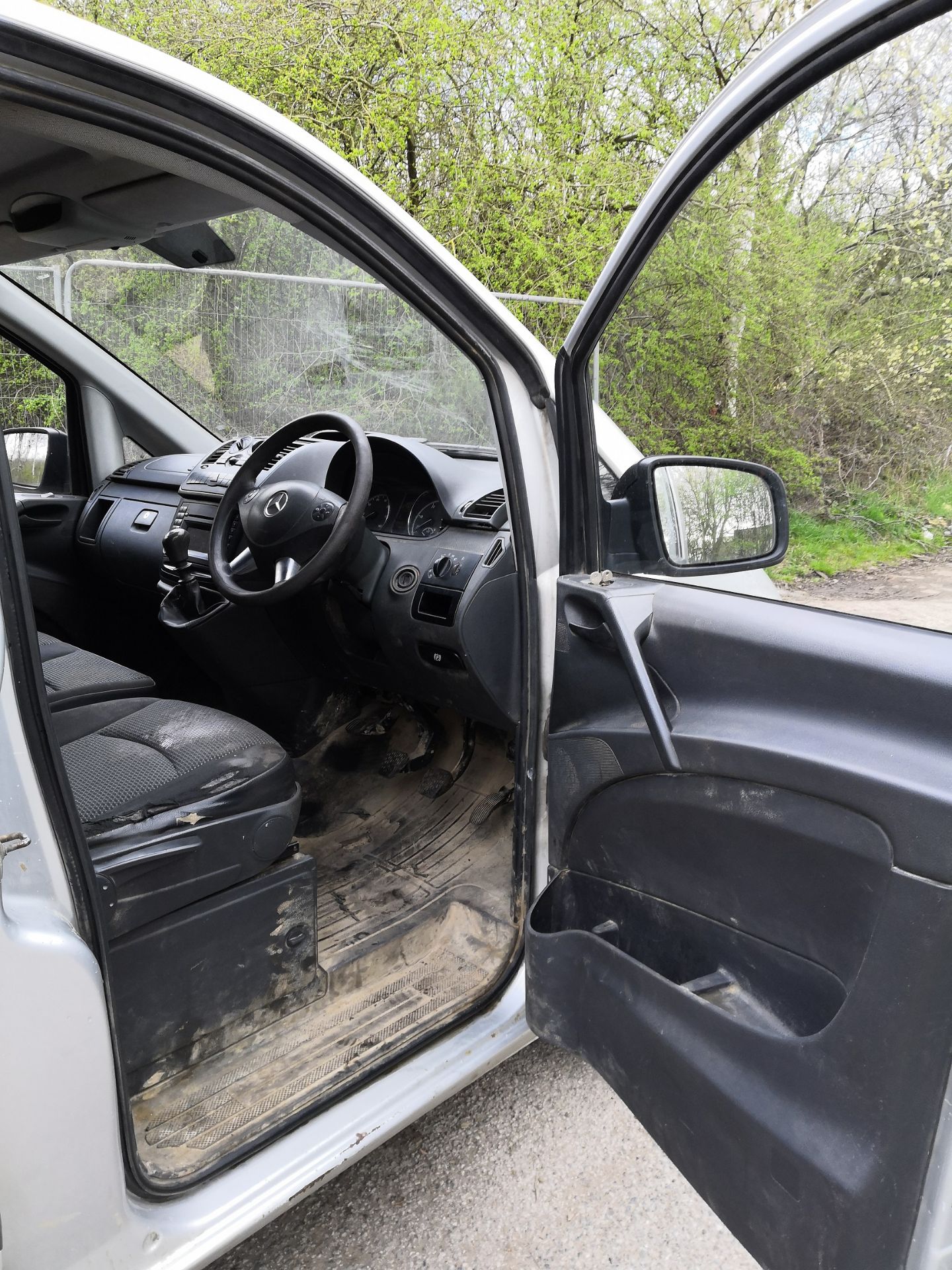 2011/61 REG MERCEDES-BENZ VITO 113 CDI SILVER DIESEL PANEL VAN, SHOWING 0 FORMER KEEPERS *NO VAT* - Image 10 of 14