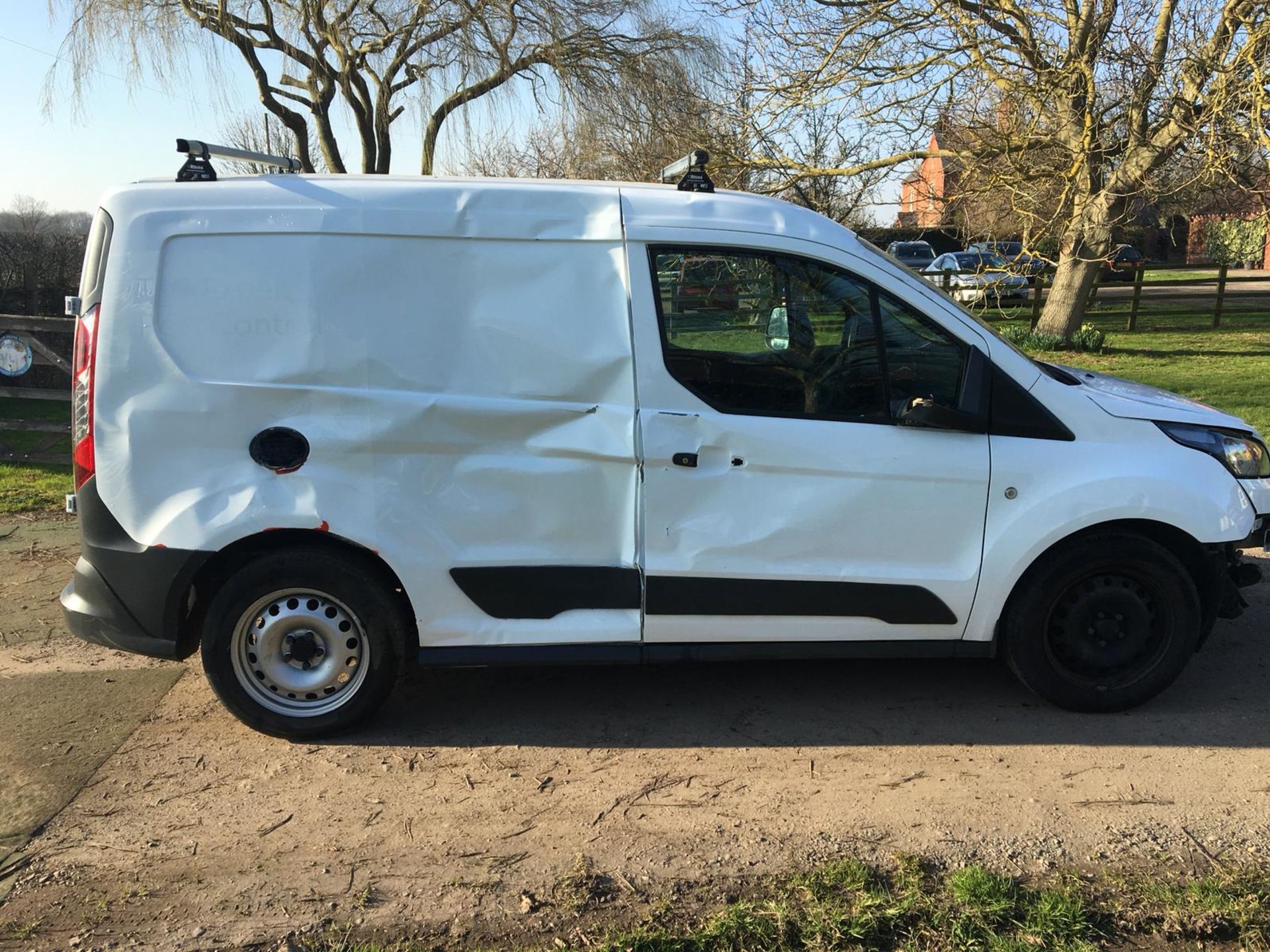 2015/15 REG FORD TRANSIT CONNECT 200 1.6 DIESEL WHITE PANEL VAN, SHOWING 0 FORMER KEEPERS *NO VAT* - Image 6 of 8