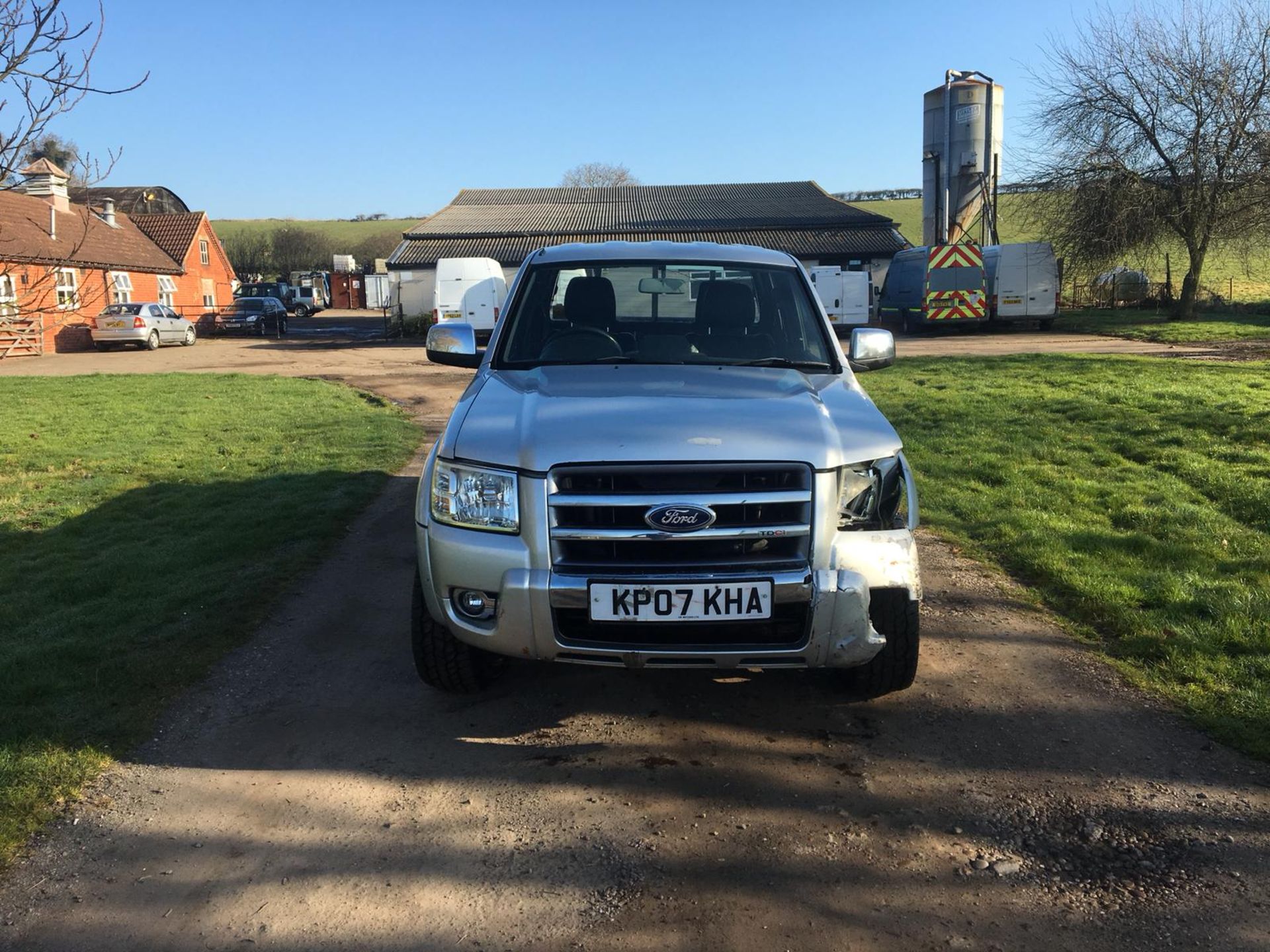 2007/07 REG FORD RANGER THUNDER DOUBLE CAB 4WD 2.5 DIESEL SILVER PICK-UP *NO VAT* - Image 2 of 12