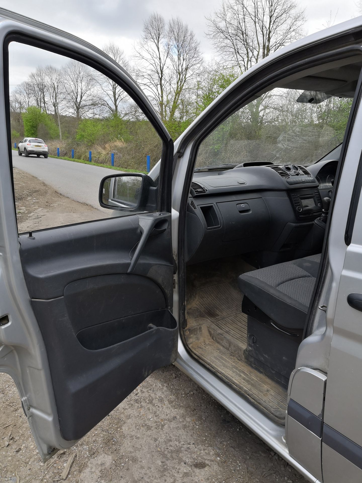 2011/61 REG MERCEDES-BENZ VITO 113 CDI SILVER DIESEL PANEL VAN, SHOWING 0 FORMER KEEPERS *NO VAT* - Image 8 of 14