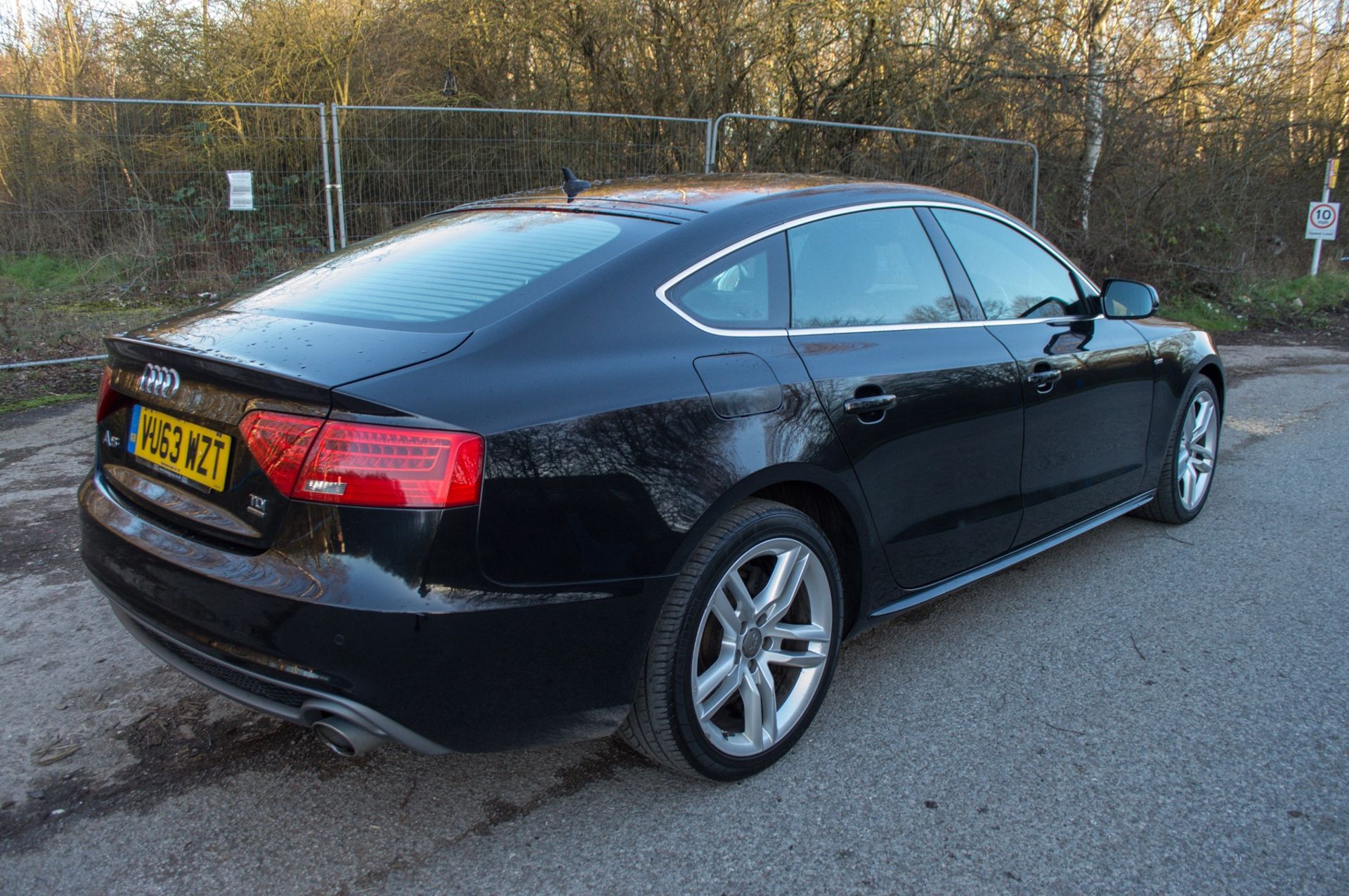 2013/63 REG AUDI A5 S LINE TDI QUATTRO 3.0 DIESEL AUTOMATIC 5 DOOR HATCHBACK *NO VAT* - Image 6 of 17