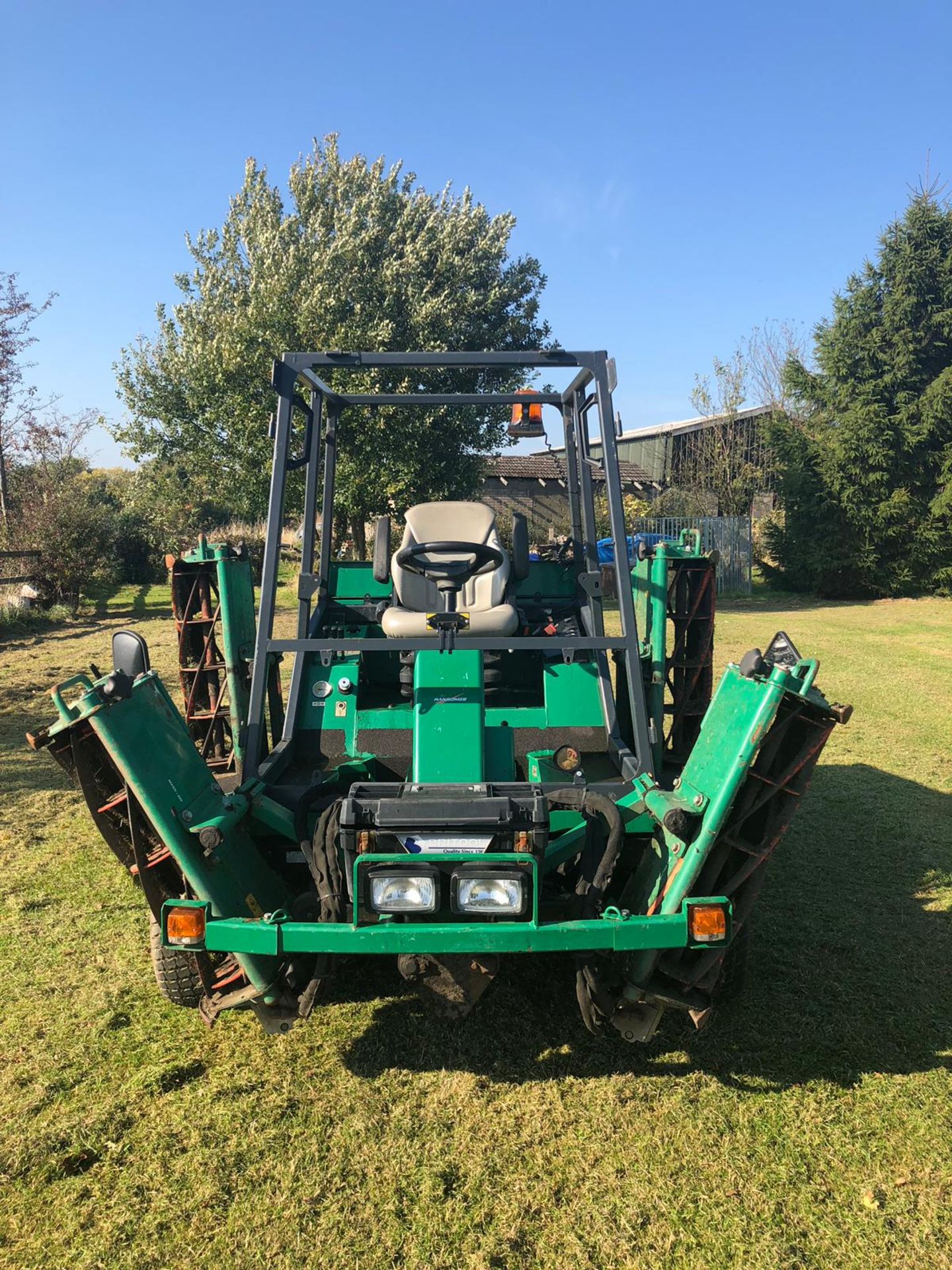 2012 RANSOMES COMMANDER 3520 OPEN CAB 5 GANG MOWER *PLUS VAT* - Image 4 of 18