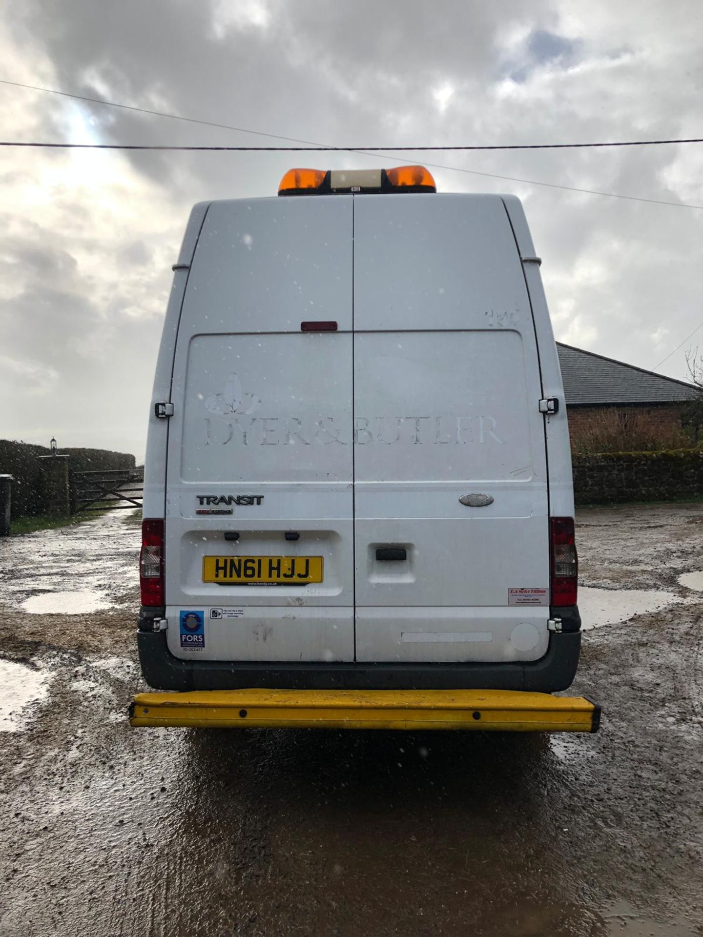 2011/61 REG FORD TRANSIT 115 T350L RWD WHITE DIESEL WELFARE FAN, SHOWING 0 FORMER KEEPERS *PLUS VAT* - Image 4 of 11