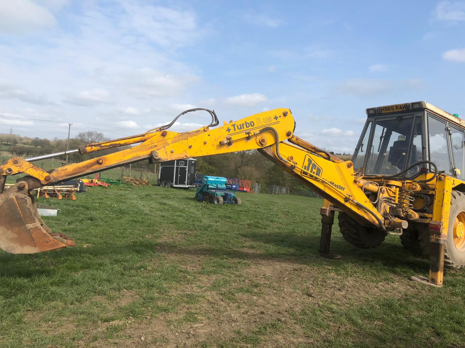 1990/H REG JCB 3CX SITE MASTER 4X4 TURBO PLUS, RUNS WORKS AND DRIVES, 4 IN 1 BUCKET *PLUS VAT* - Image 5 of 7