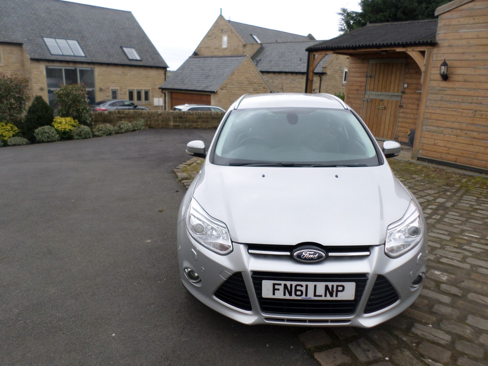 2011/61 REG FORD FOCUS TITANIUM X TDCI 1.6 DIESEL ESTATE, SHOWING 1 FORMER KEEPER *NO VAT* - Image 2 of 16