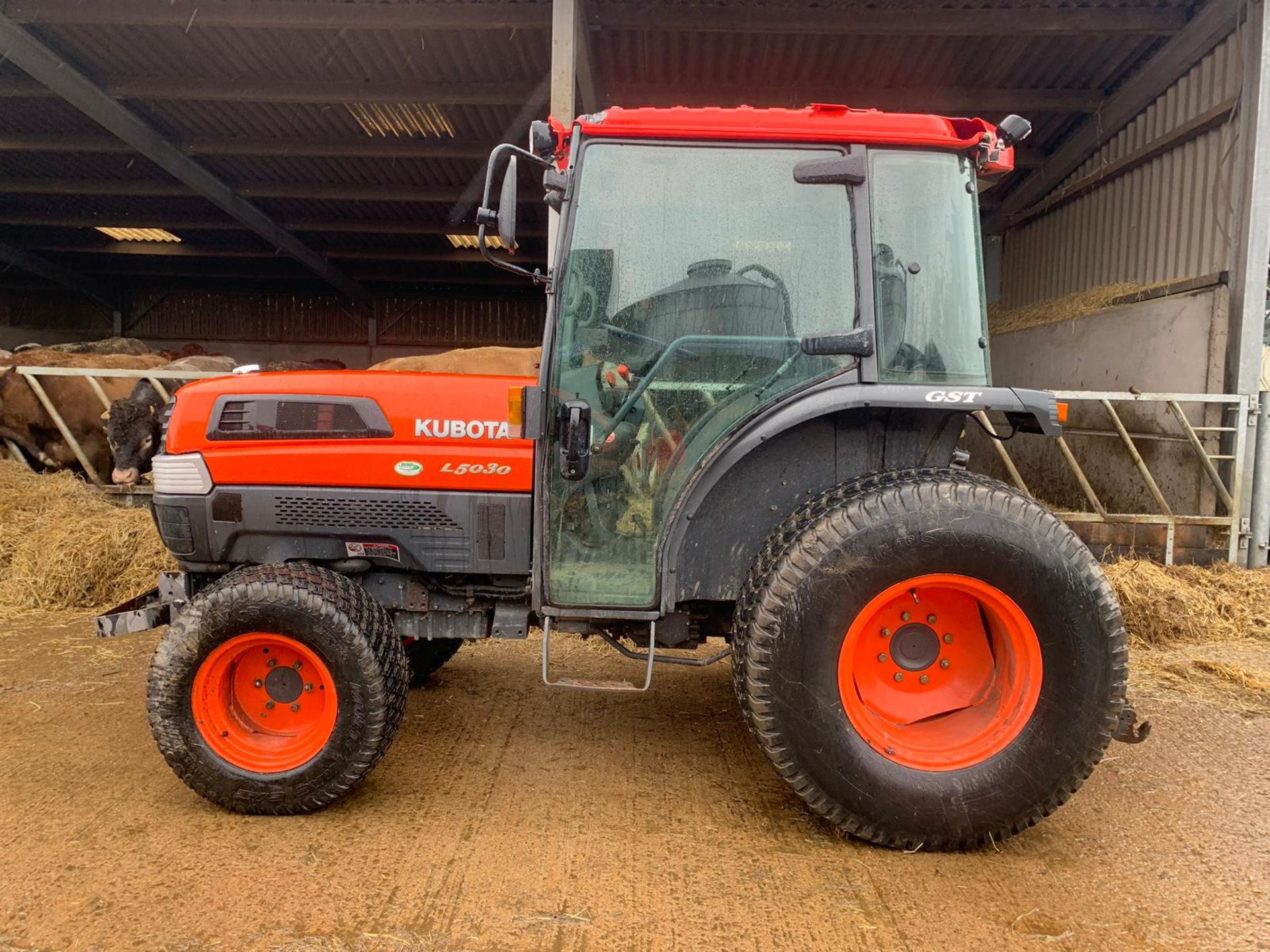 KUBOTA L5030D GST COMPACT TRACTOR WITH FULL GLASS CAB *PLUS VAT* - Image 4 of 15