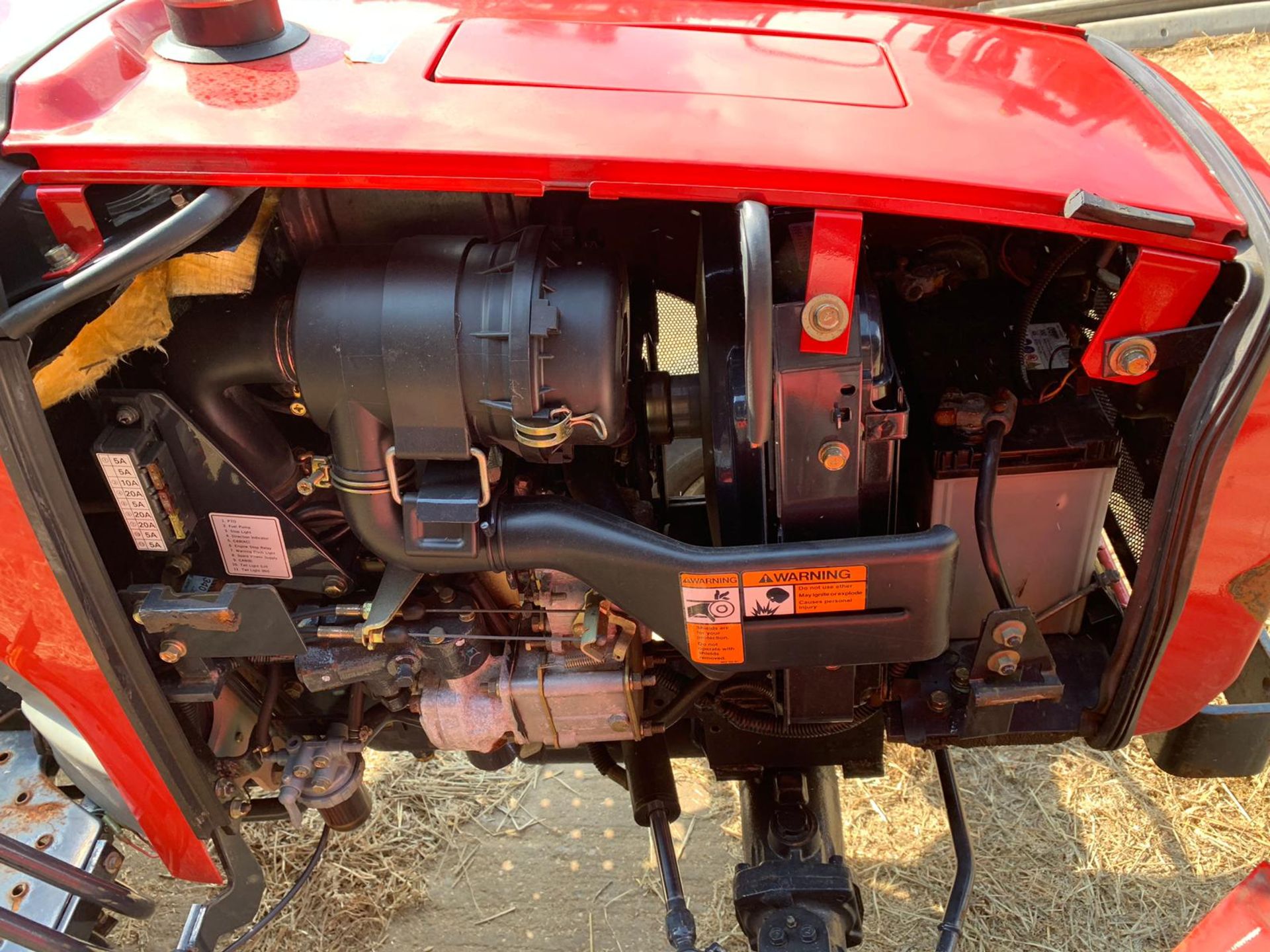 MASSEY FERGUSON 1205 COMPACT TRACTOR, 3 POINT HITCH, PTO, HOURS 33 *PLUS VAT* - Image 12 of 12