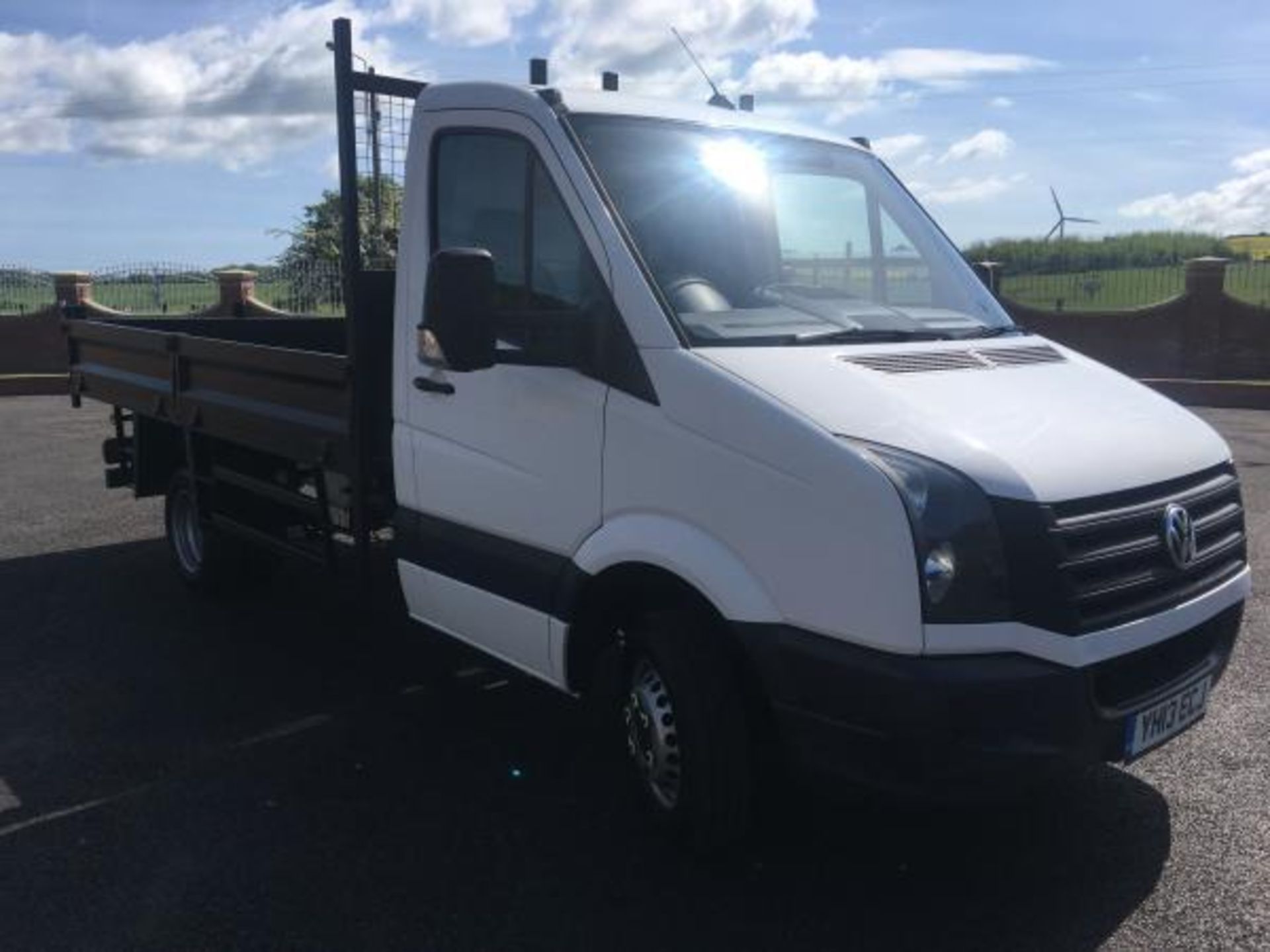 2013/13 REG VOLKSWAGEN CRAFTER CR50 TDI 143 TIPPER EURO 5 NEW BODY 5 TON *PLUS VAT* - Image 2 of 22