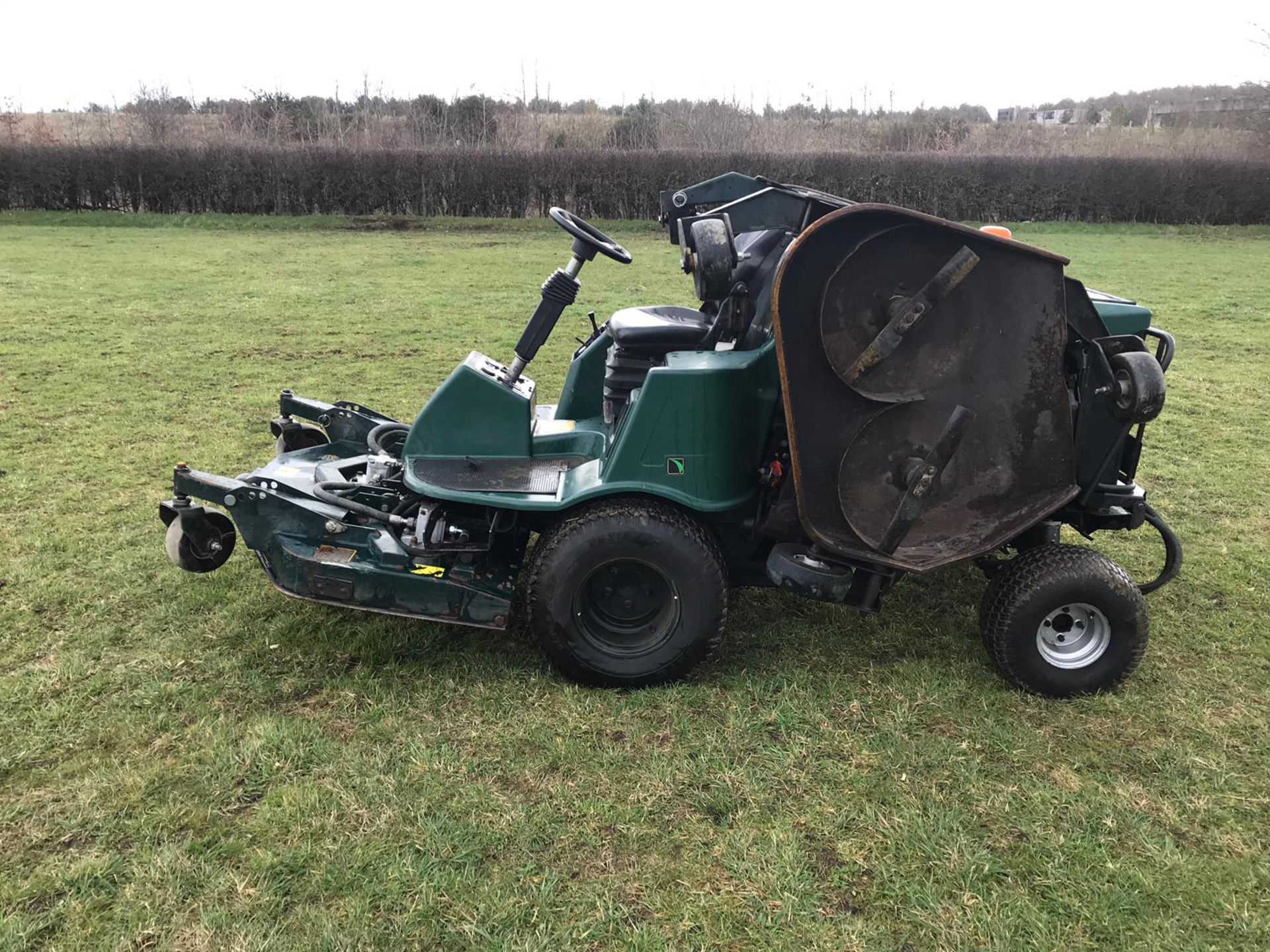 2001 HAYTER R314 BATWING 4WD ROTARY RIDE ON MOWER MODEL R314 *PLUS VAT* - Image 5 of 12