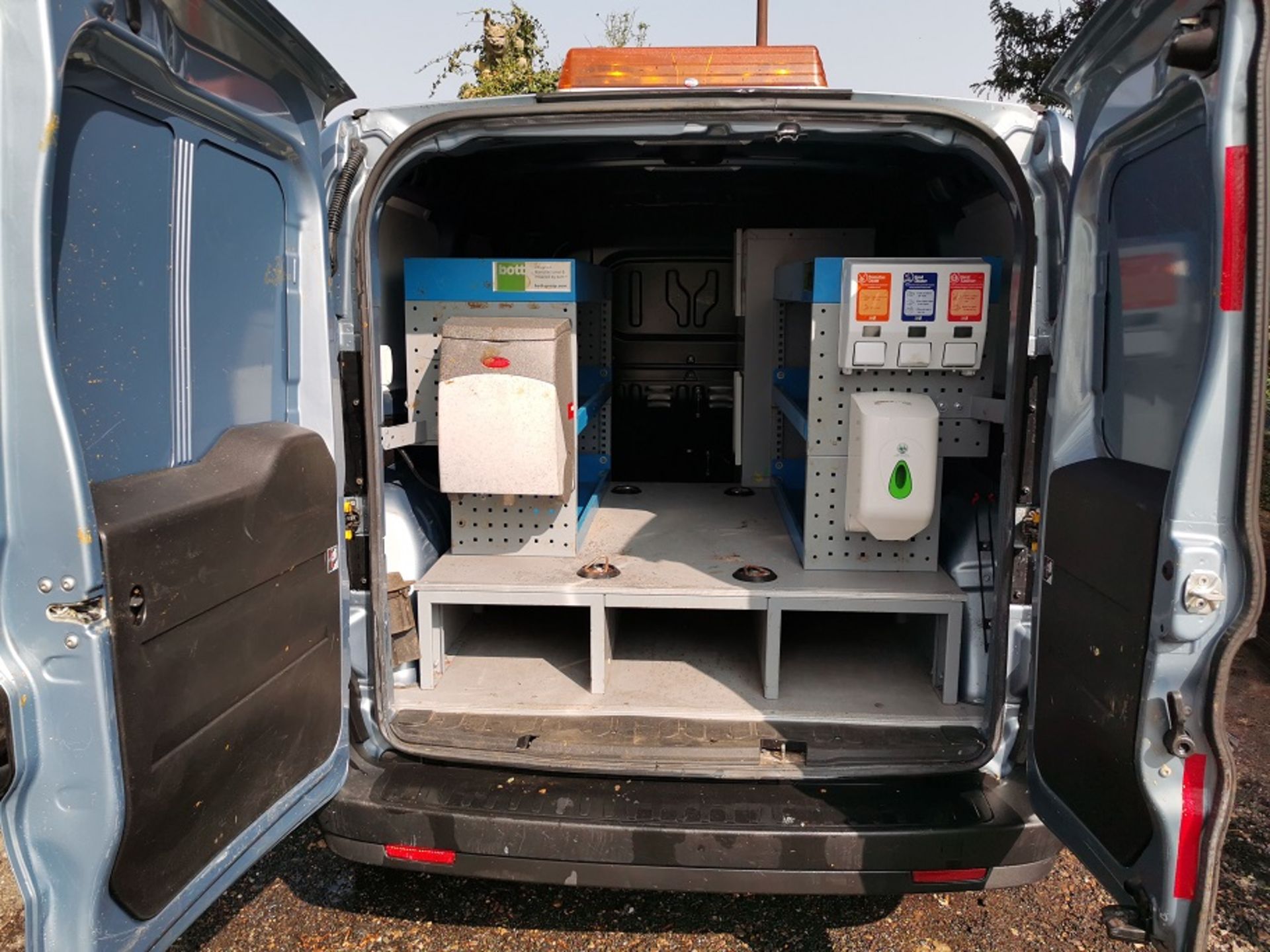 2012/12 REG VAUXHALL COMBO 2300 L2H1 CDTI BLUE DIESEL PANEL VAN, SHOWING 0 FORMER KEEPERS *NO VAT* - Image 11 of 16