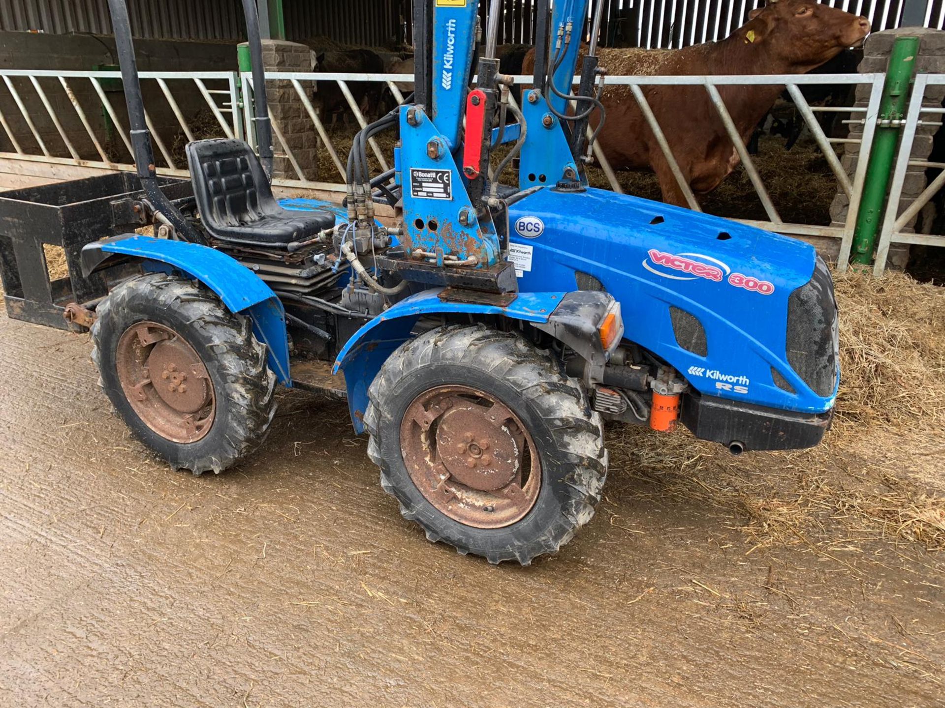 BCS VICTOR 300 RS ALL TERRAIN FORESTRY 4X4 COMPACT TRACTOR WITH BONATTI FRONT LOADER *PLUS VAT* - Image 3 of 17