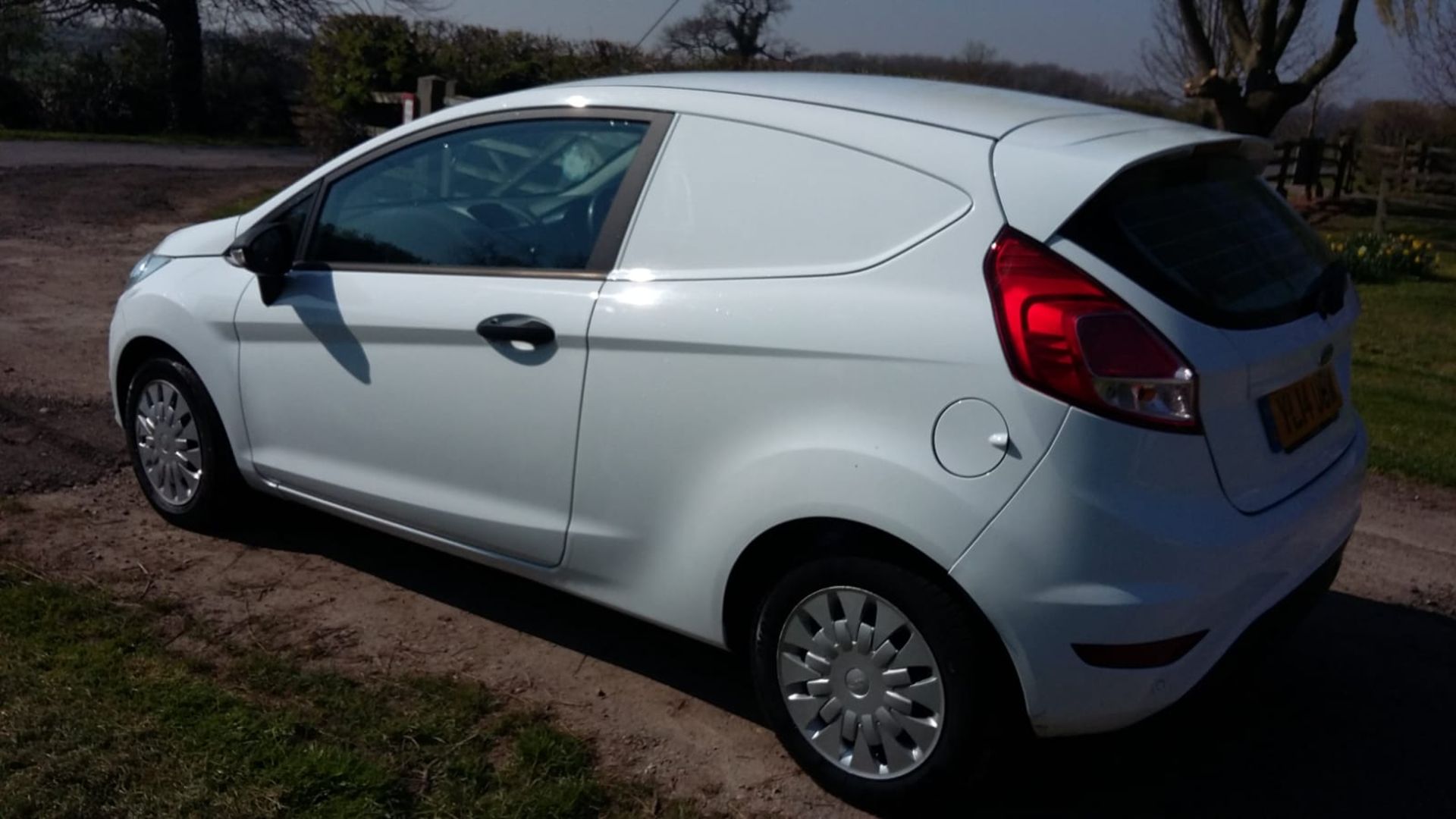 2014/14 REG FORD FIESTA ECONETIC TECH TDCI 1.6 CAR DERIVED VAN, SHOWING 0 FORMER KEEPERS *NO VAT* - Image 3 of 6