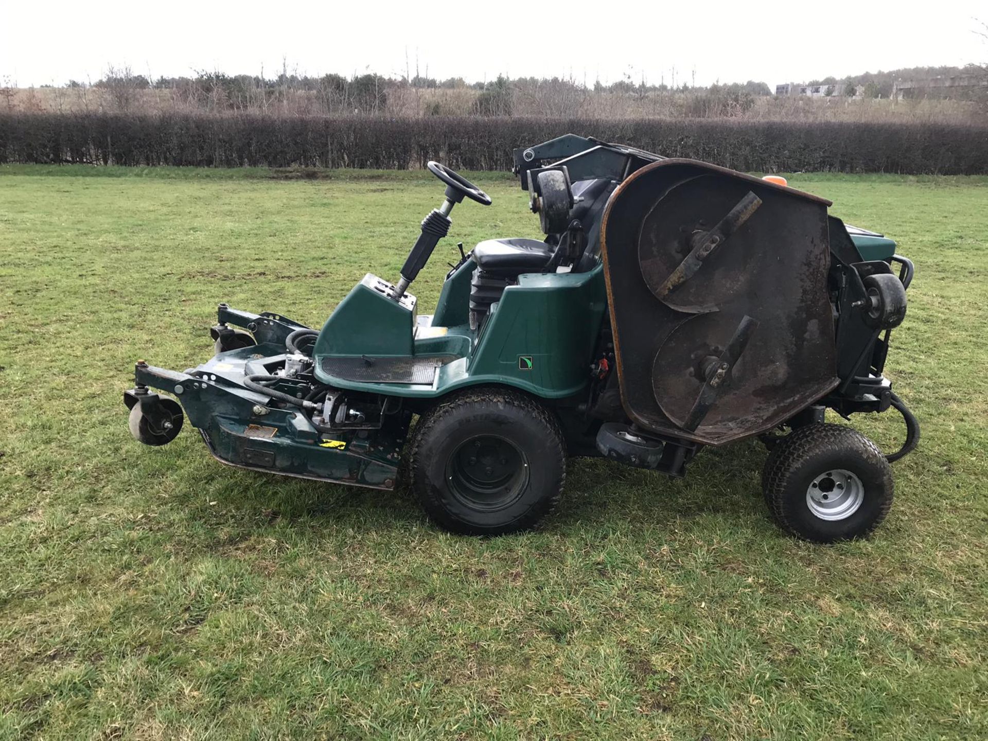 HAYTER BATWING R314 4WD ROTARY RIDE ON MOWER, YEAR 2001 *PLUS VAT* - Image 5 of 12
