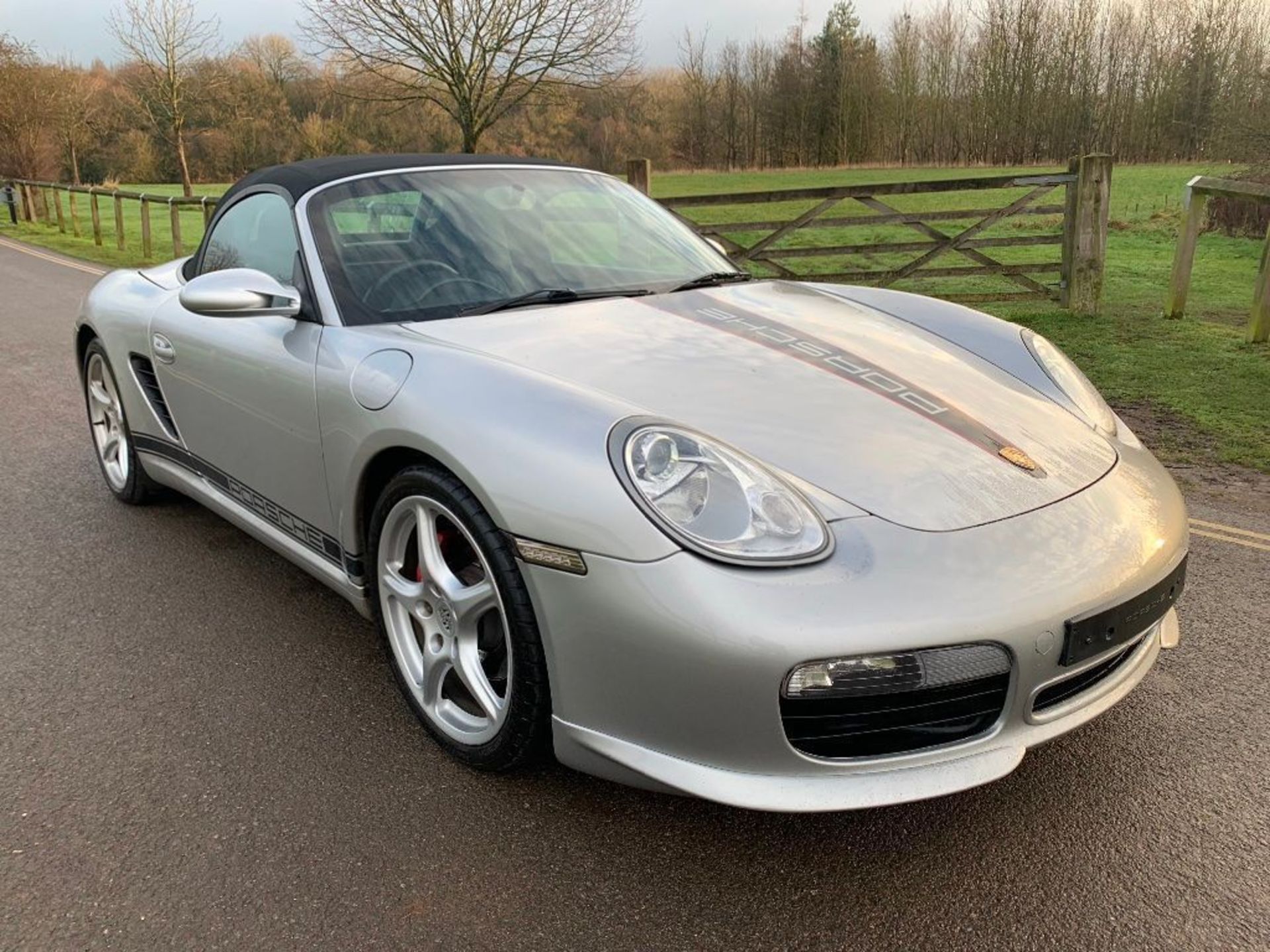 2008/08 REG PORSCHE BOXSTER S SPORT EDITION 3.4 PETROL CONVERTIBLE, PRIVATE REG INCLUDED *NO VAT* - Image 2 of 19