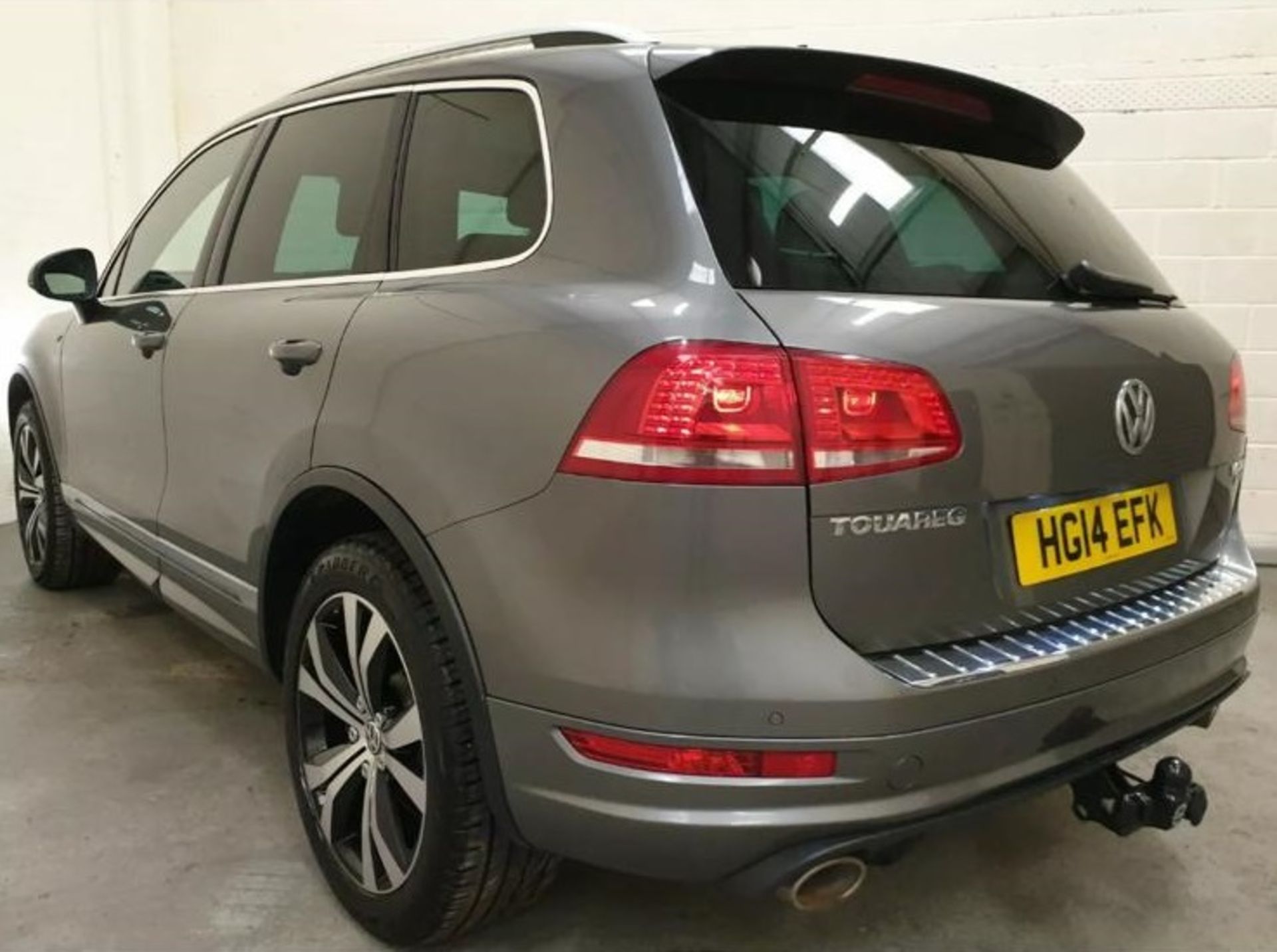 2014/14 REG VOLKSWAGEN TOUAREG V6 R-LINE TDI BLUE-MOTION, SHOWING 1 FORMER KEEPER *NO VAT* - Image 4 of 11