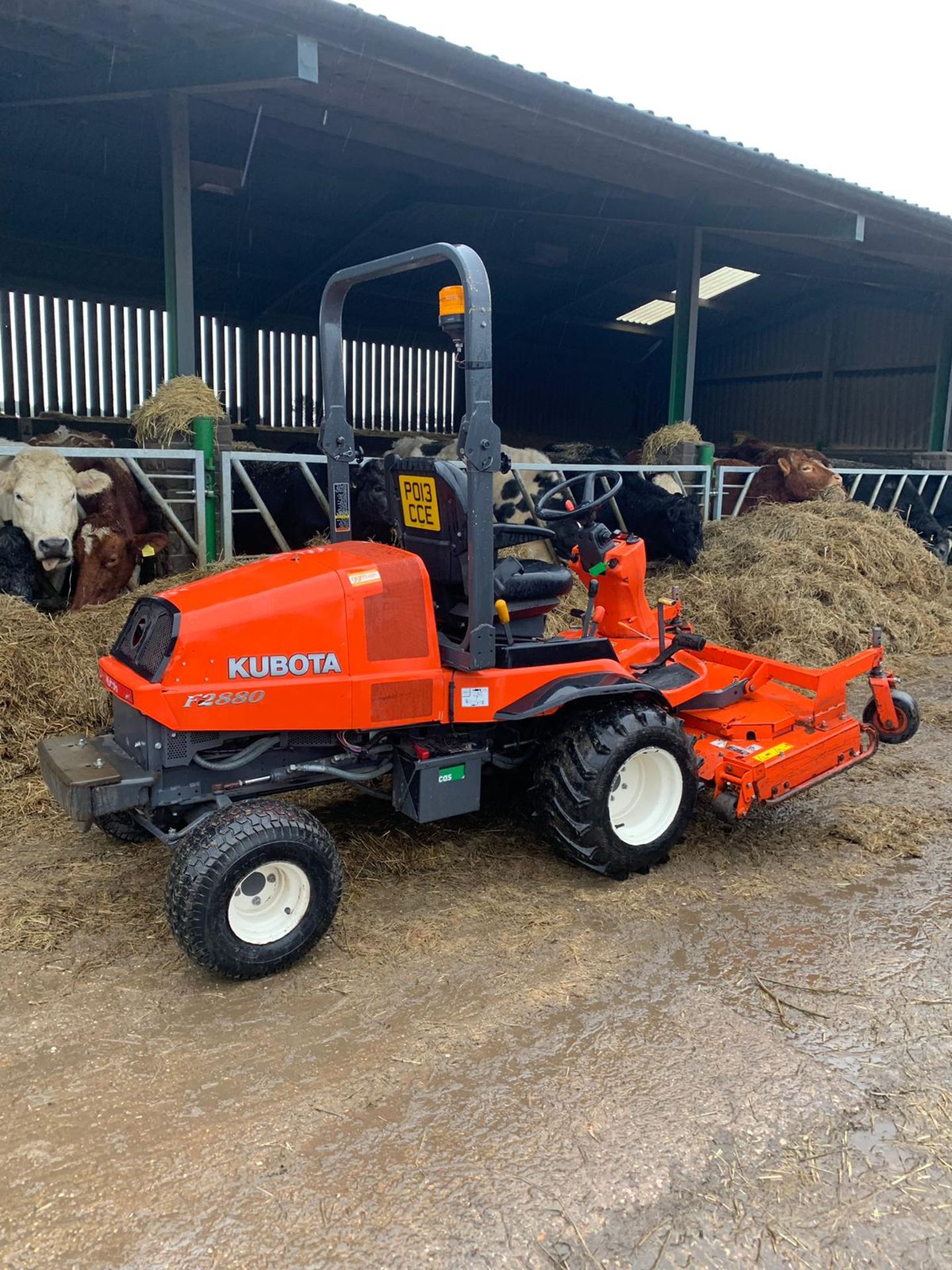 2012/ 2013 REG KUBOTA F2880 FRONT CUT RIDE ON DIESEL LAWN MOWER *PLUS VAT* - Image 8 of 10