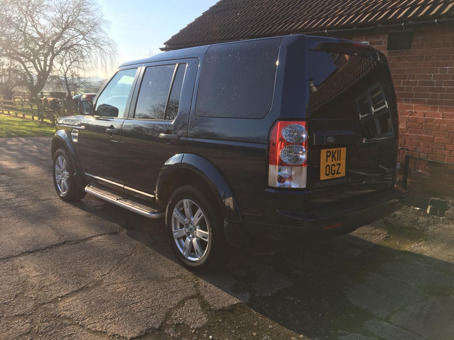 2011/11 REG LAND ROVER DISCOVERY SDV6 AUTOMATIC 245 4X4, SHOWING 1 FORMER KEEPER *NO VAT* - Image 4 of 14