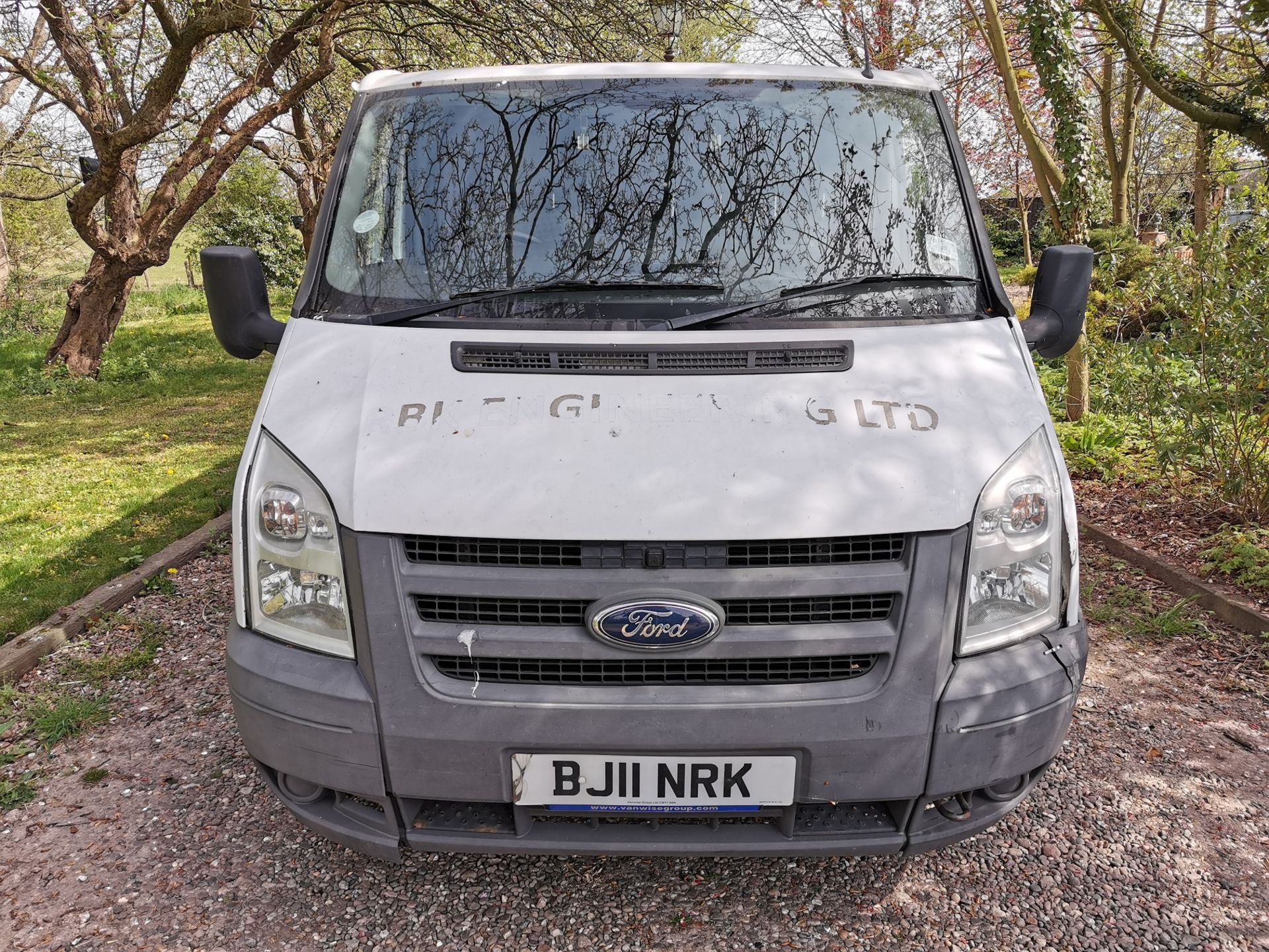 2011/11 REG FORD TRANSIT 85 T280S FWD WHITE 2.2 DIESEL PANEL VAN, SHOWING 2 FORMER KEEPERS - Image 2 of 16