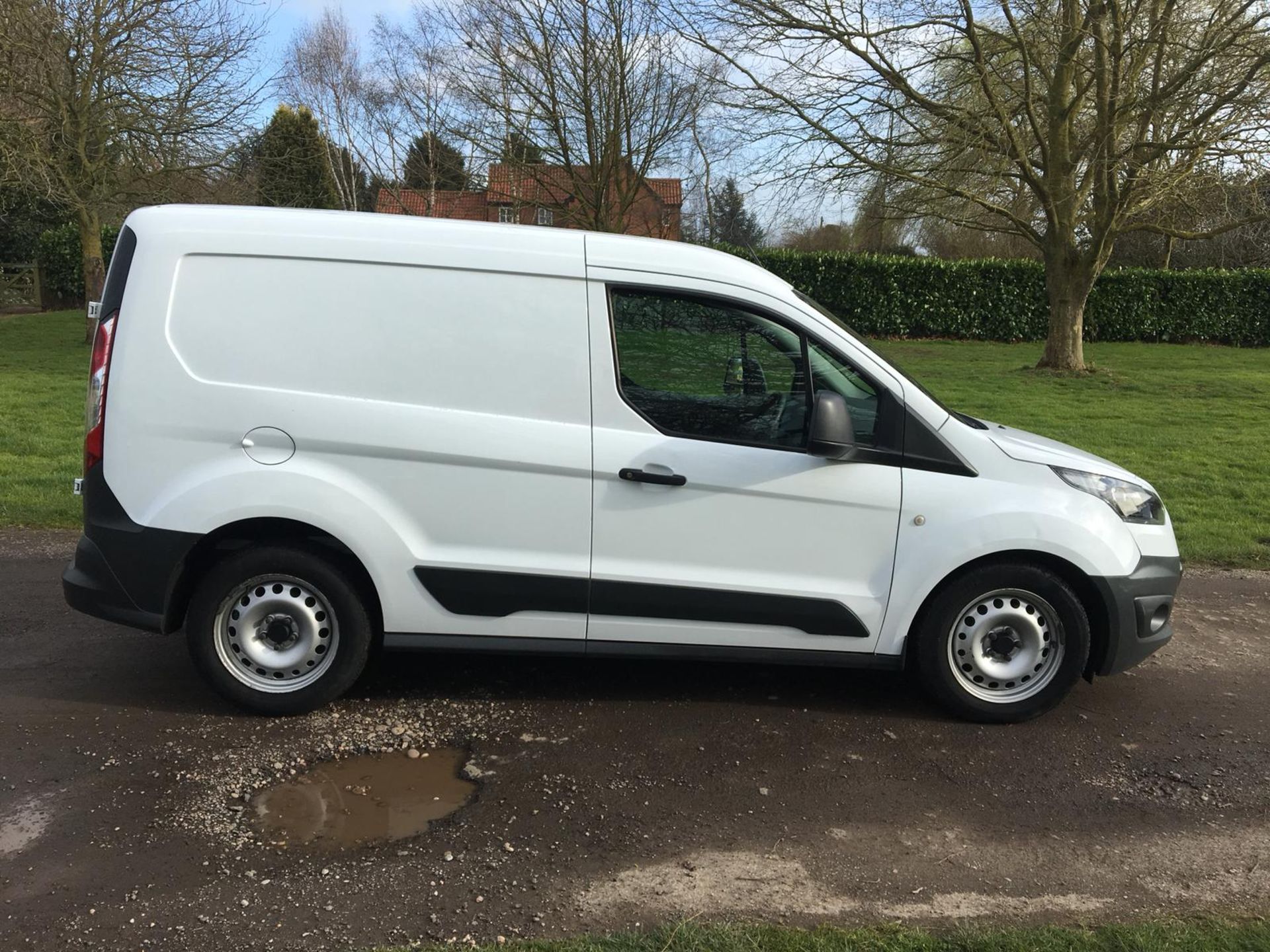 2015/64 REG FORD TRANSIT CONNECT 200 1.6 WHITE DIESEL PANEL VAN, SHOWING 0 FORMER KEEPERS *NO VAT* - Image 7 of 12