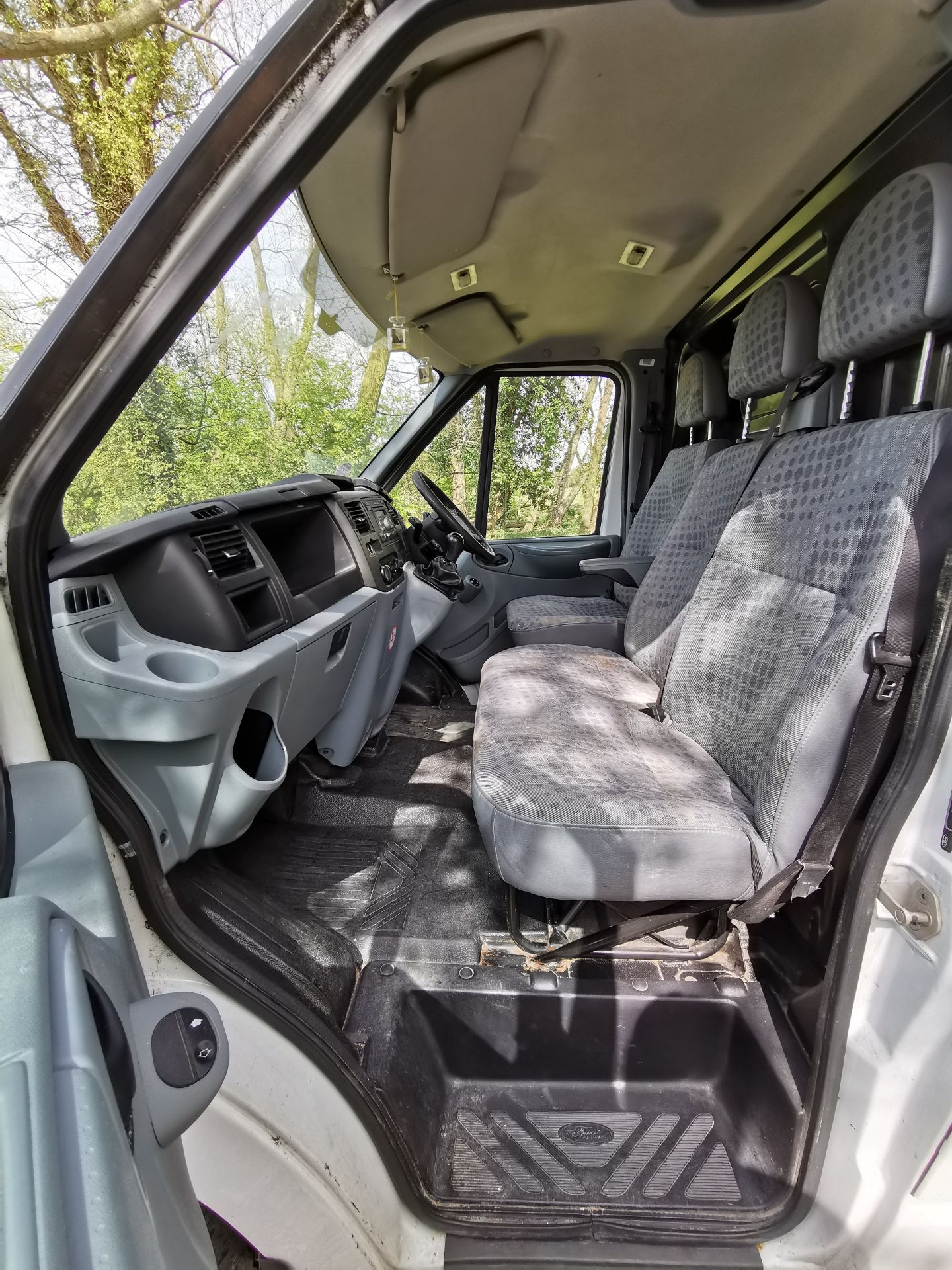 2011/11 REG FORD TRANSIT 85 T280S FWD WHITE 2.2 DIESEL PANEL VAN, SHOWING 2 FORMER KEEPERS - Image 10 of 16