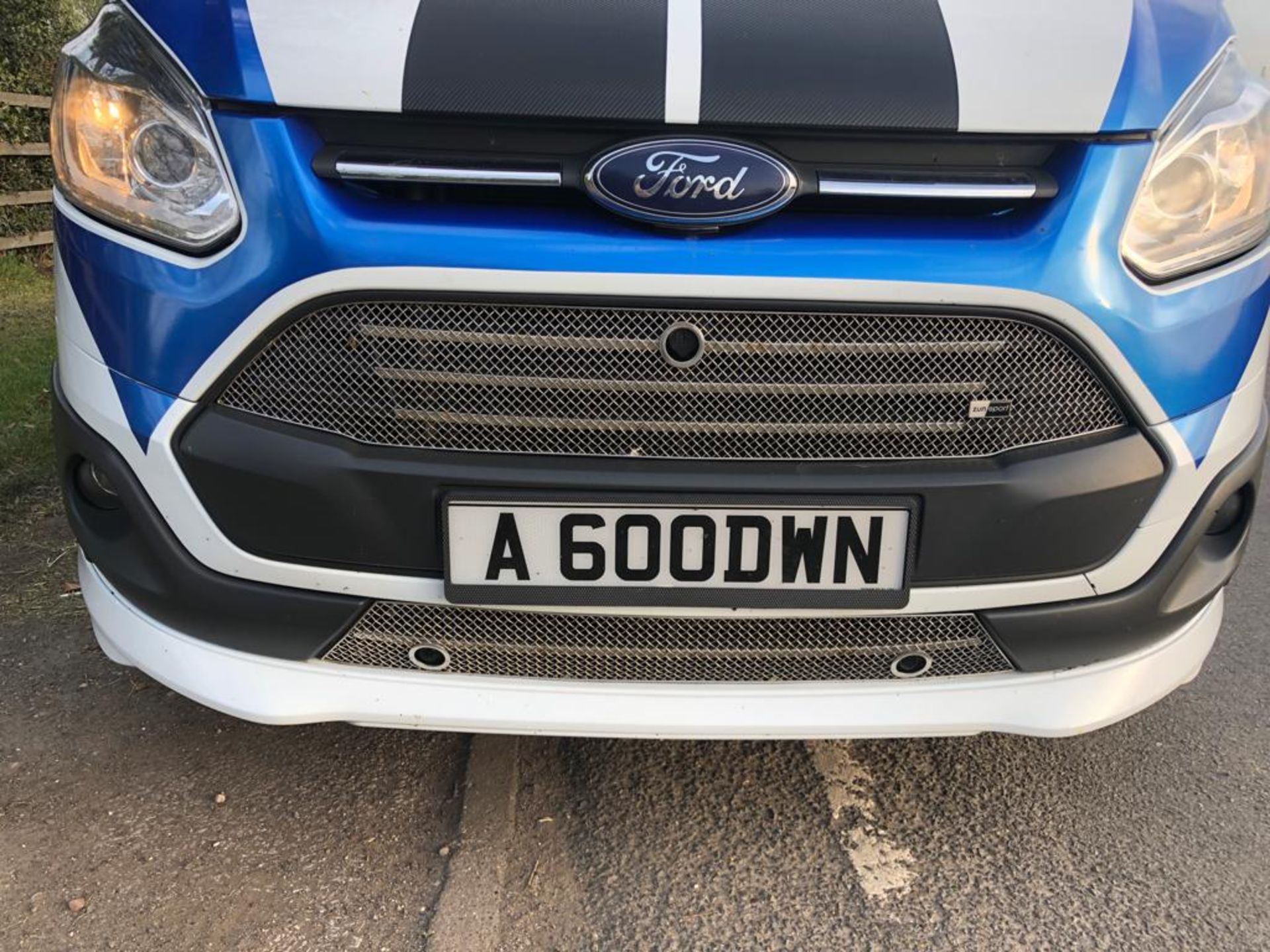 2014/64 REG FORD TRANSIT CUSTOM 290 SPORT WHITE 2.2 DIESEL PANEL VAN, SHOWING 2 FORMER KEEPERS - Image 2 of 28