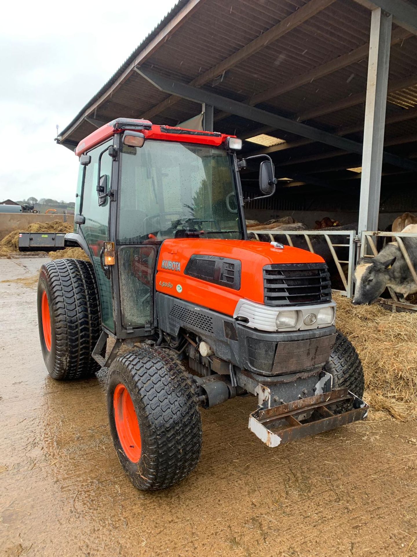 KUBOTA L5030D GST COMPACT TRACTOR WITH FULL GLASS CAB *PLUS VAT* - Image 3 of 15