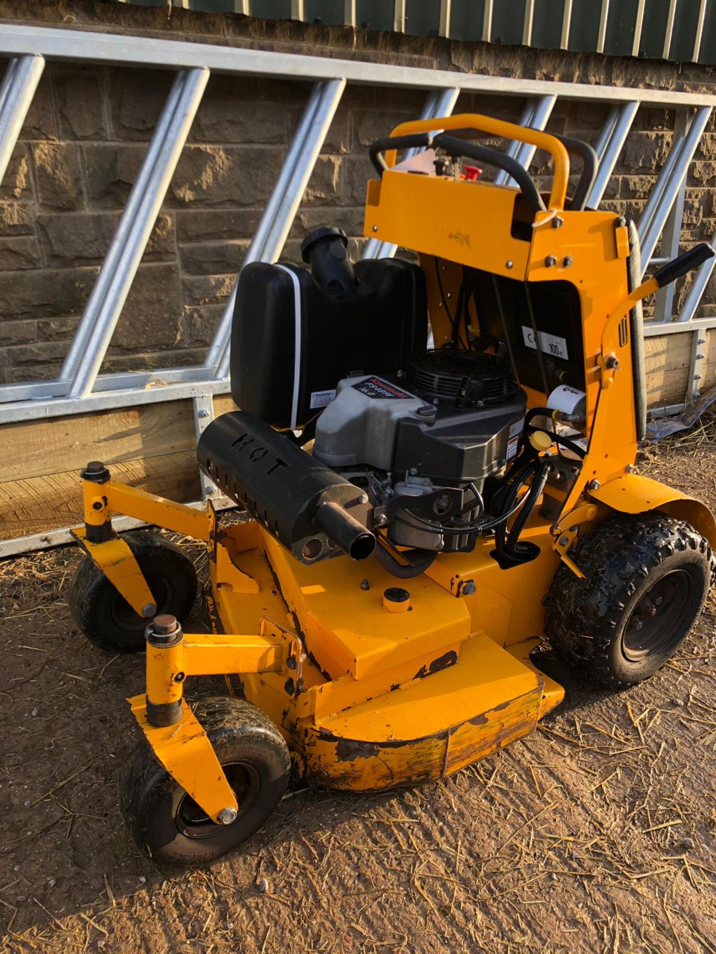 WRIGHT STANDER ZERO TURN STAND ON LAWN MOWER, RUNS AND WORKS, KAWASAKI ENGINE *PLUS VAT* - Image 11 of 11