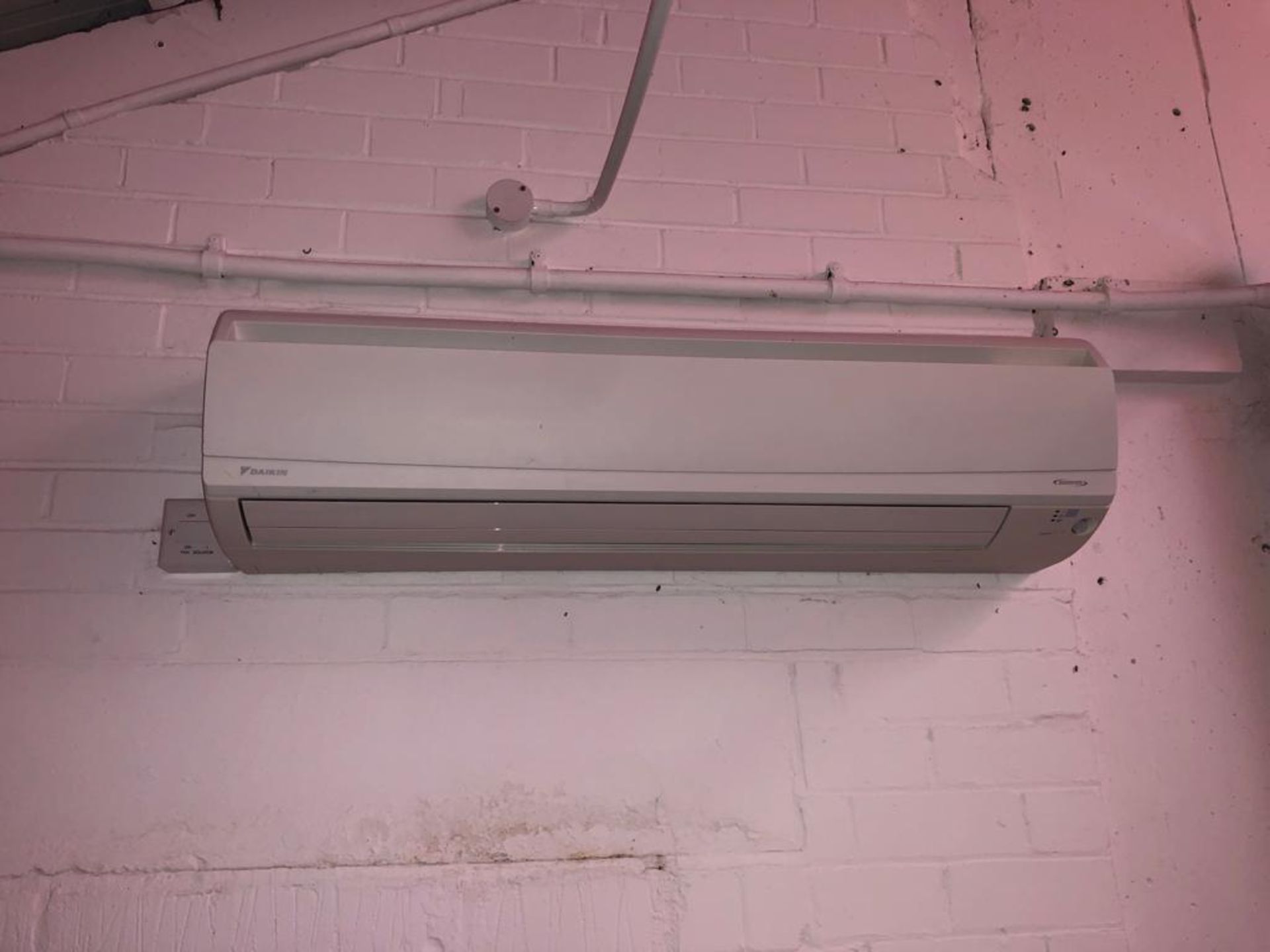 DAIKIN INVERTER AIR CONDITIONING UNIT X 3 *NO VAT* - Image 7 of 7