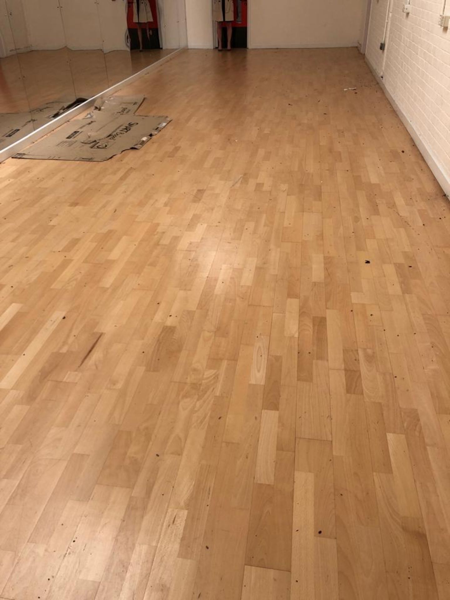 WOODEN DANCE FLOORING 15FT X 4M *NO VAT* - Image 2 of 2