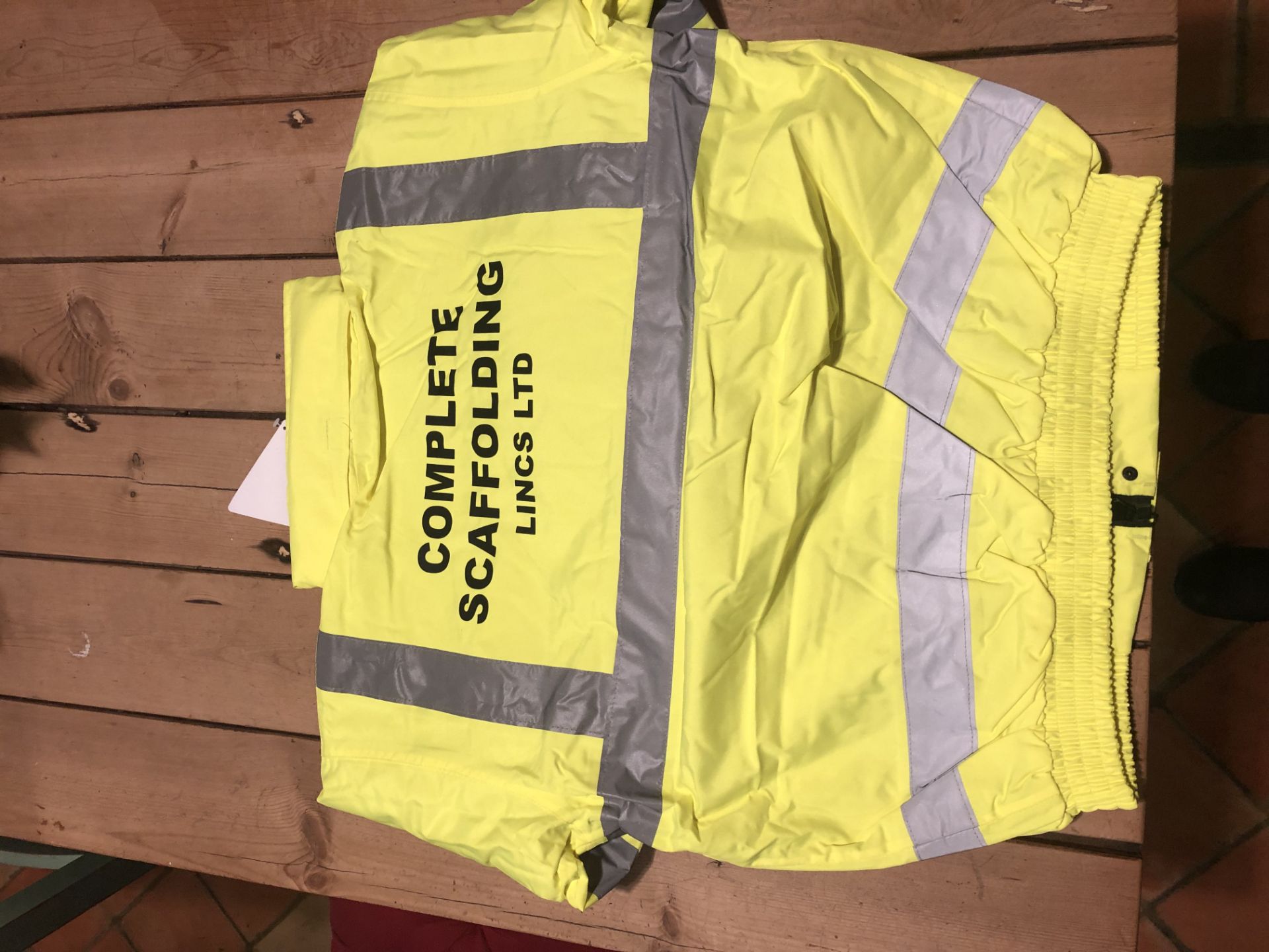 HI VIZ BOMBER JACKET UNISEX BRAND NEW SIZE MEDIUM - Image 2 of 8