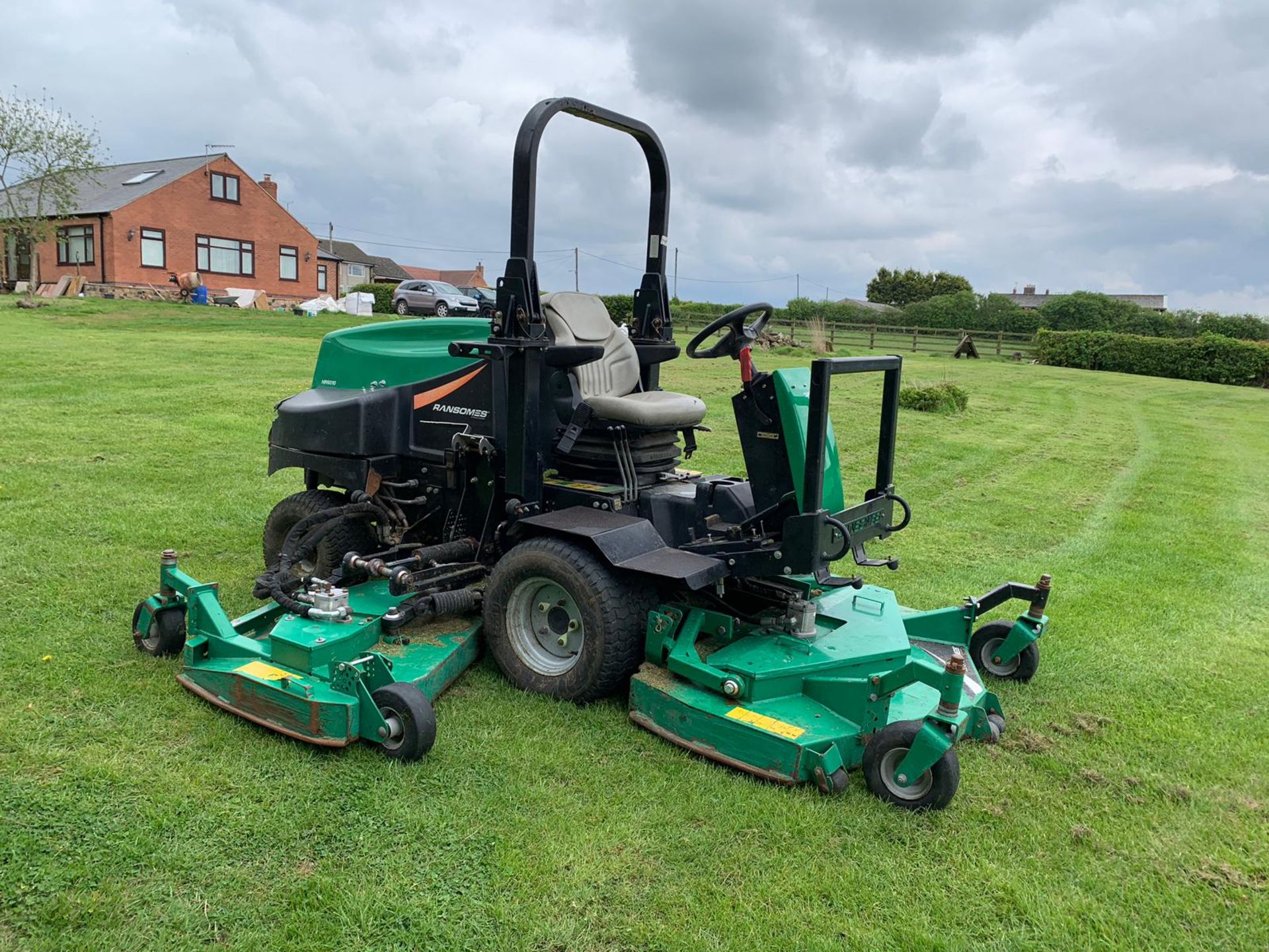 2011/11 REG RANSOMES HR-6010 BATWING WIDE AREA ROTARY RIDE ON DIESEL MOWER *PLUS VAT*