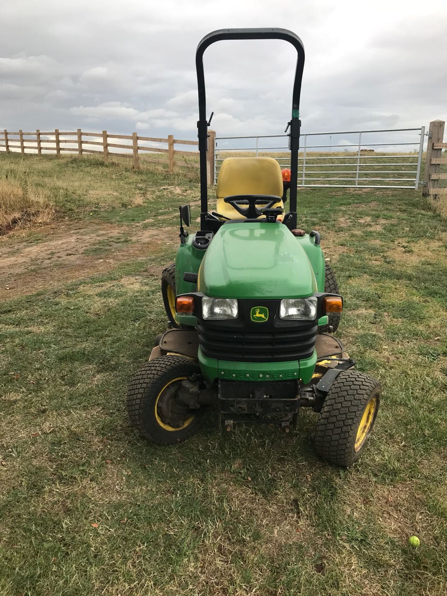 JOHN DEERE X749 ULTIMATE DIESEL, YEAR 2011, 4X4, WHEEL STEER *PLUS VAT* - Image 4 of 4