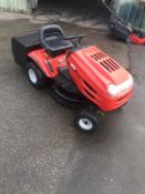 MTD J/136 AUTO-DRIVE RIDE ON LAWN MOWER WITH REAR GRASS COLLECTOR *NO VAT*