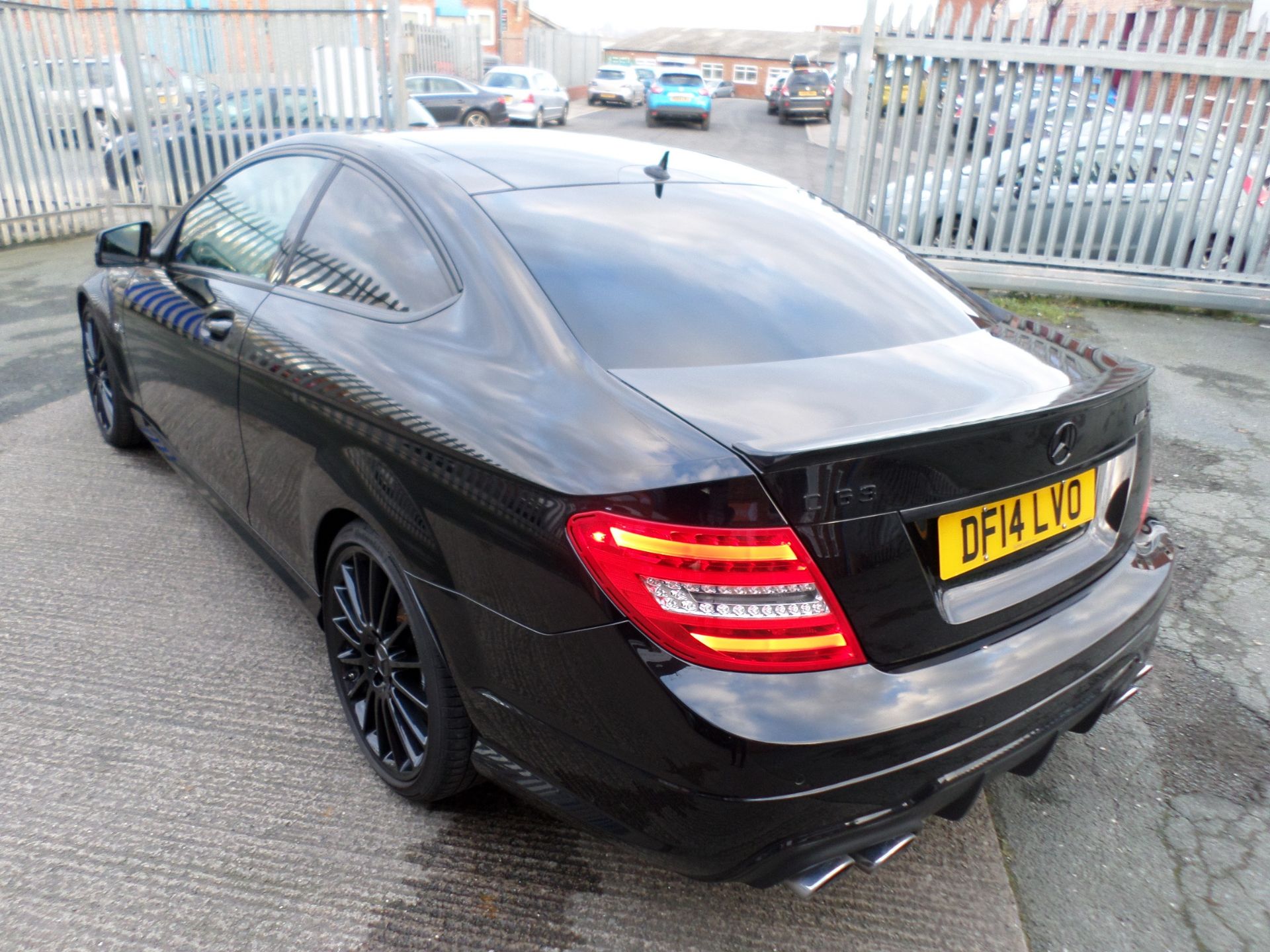 2014/14 REG MERCEDES-BENZ C63 AMG AUTO 6.2L PETROL BLACK COUPE, FULL SERVICE HISTORY *NO VAT* - Image 5 of 15