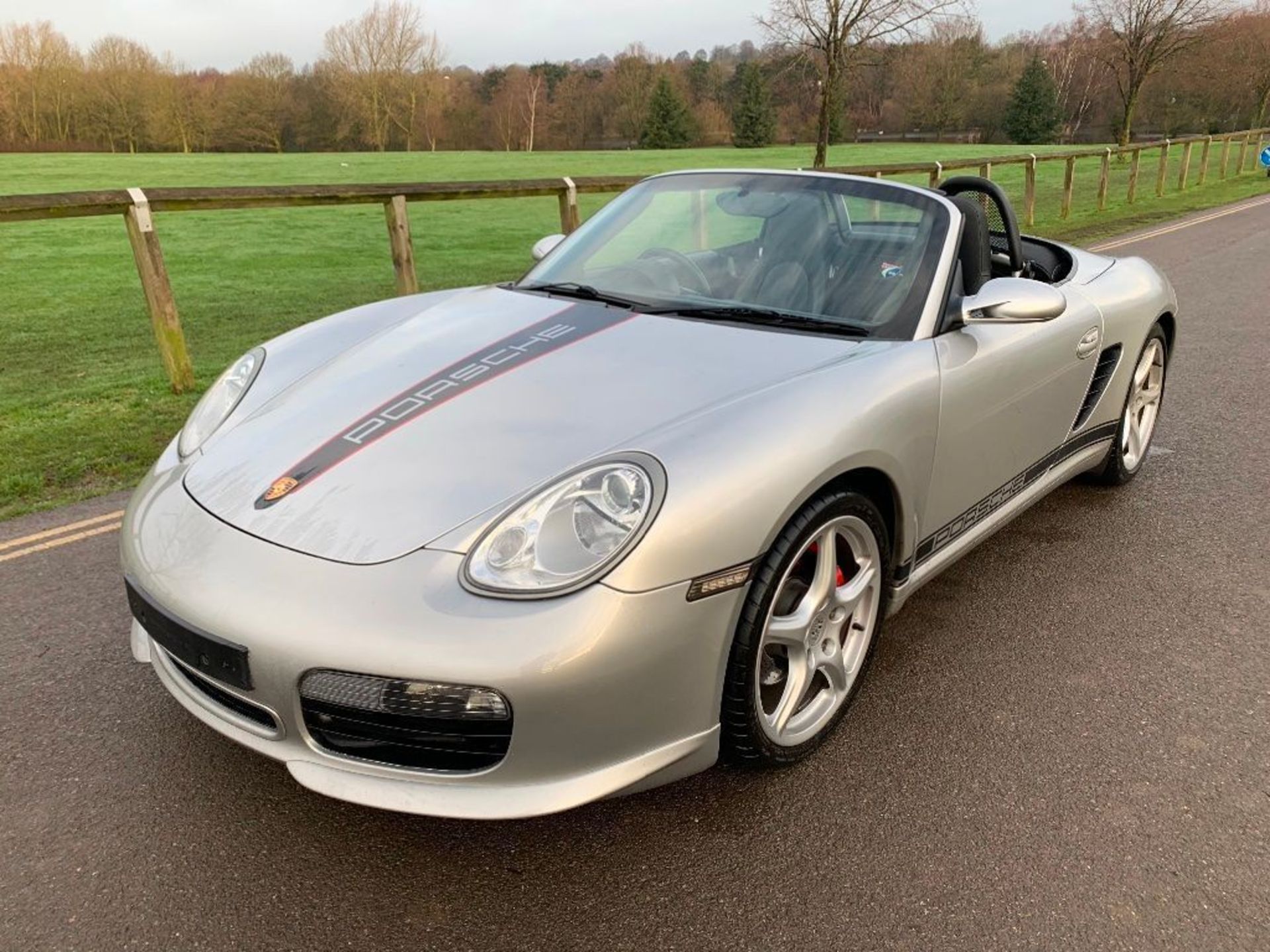 2008/08 REG PORSCHE BOXSTER S SPORT EDITION 3.4 PETROL CONVERTIBLE, PRIVATE REG INCLUDED *NO VAT* - Image 4 of 19