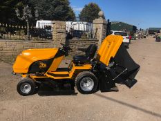 JCB D20-50 DIESEL RIDE ON LAWN MOWER, RUNS WORKS AND CUTS, HOURS 38 *NO VAT*